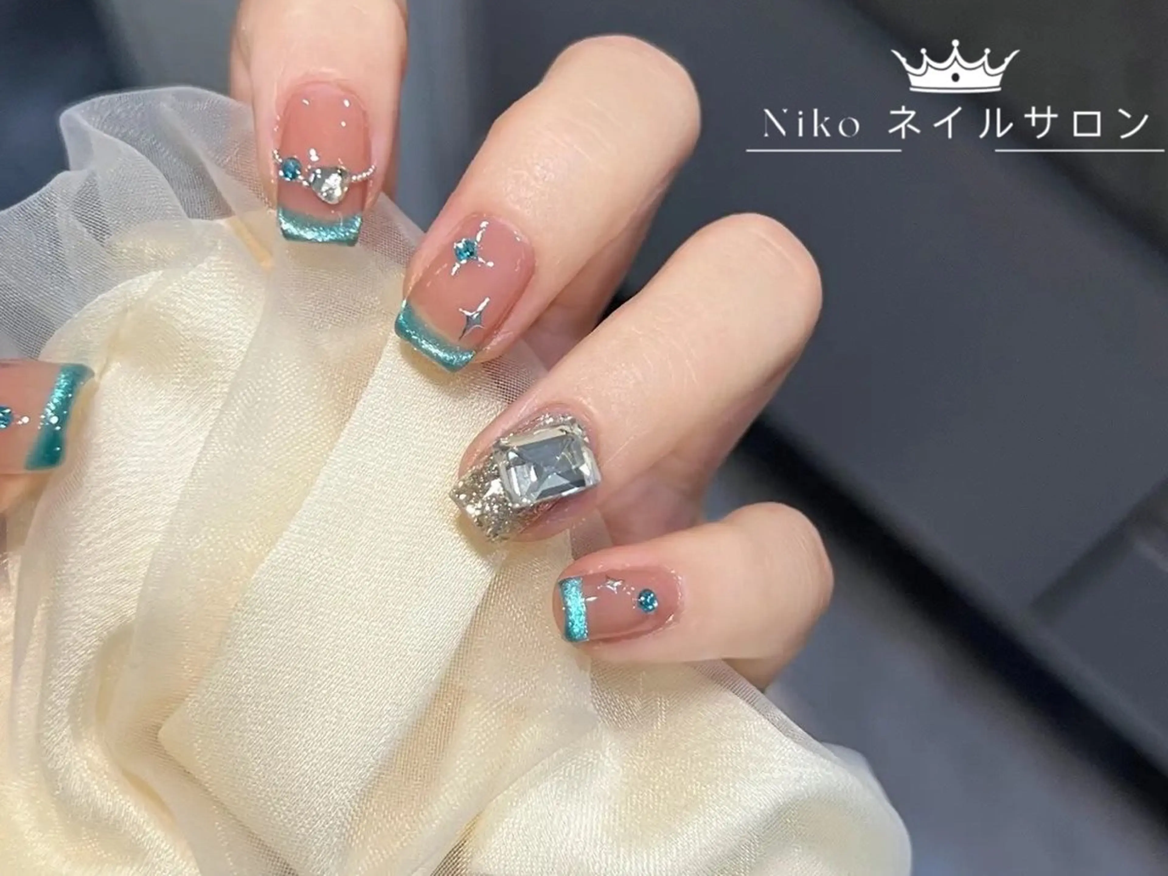 ネイル ジェルネイル ハート 韓国ネイル ニュアンスネイル パラジェル Nikoネイルサロン 高田馬場店のネイルデザイン