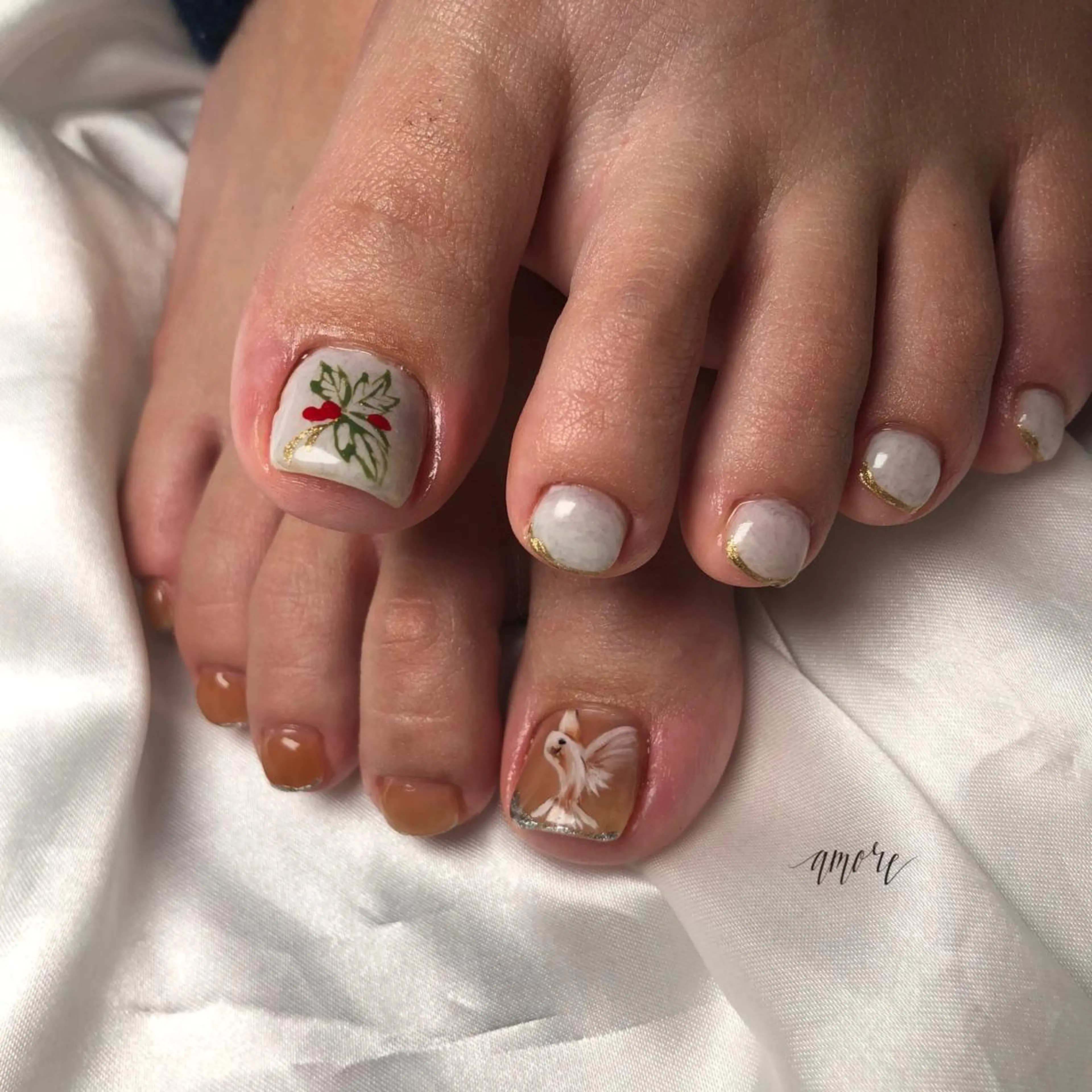 ネイル ジェルネイル 氷ネイル・うるうるネイル キラキラネイル マグネットネイル ミラーネイル You kyehwaのネイルデザイン