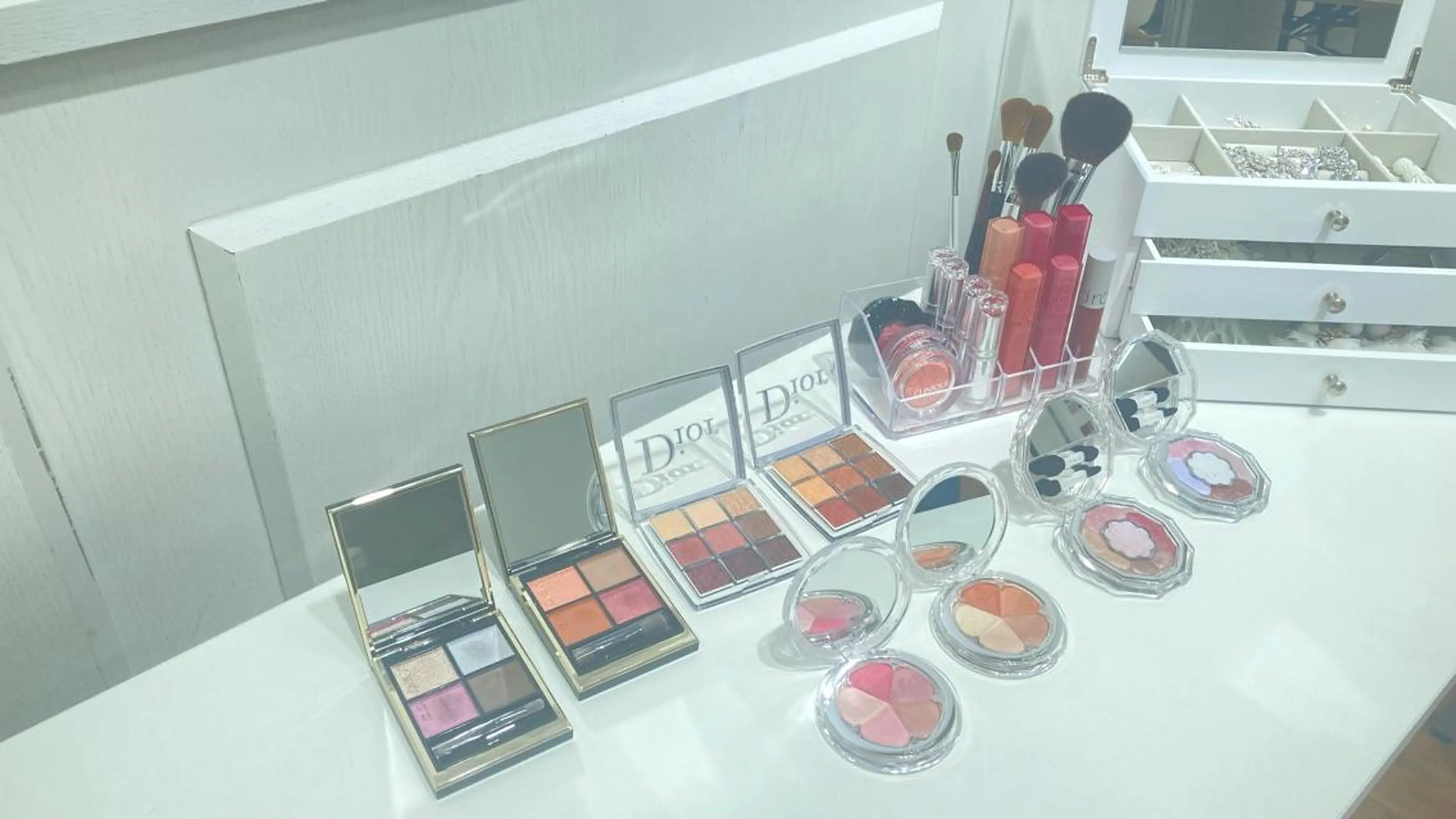 トータルプロデュース    お買い物同行/似合わせメイク💄16タイプパーソナルカラー＋顔タイプ診断＋骨格診断の写真