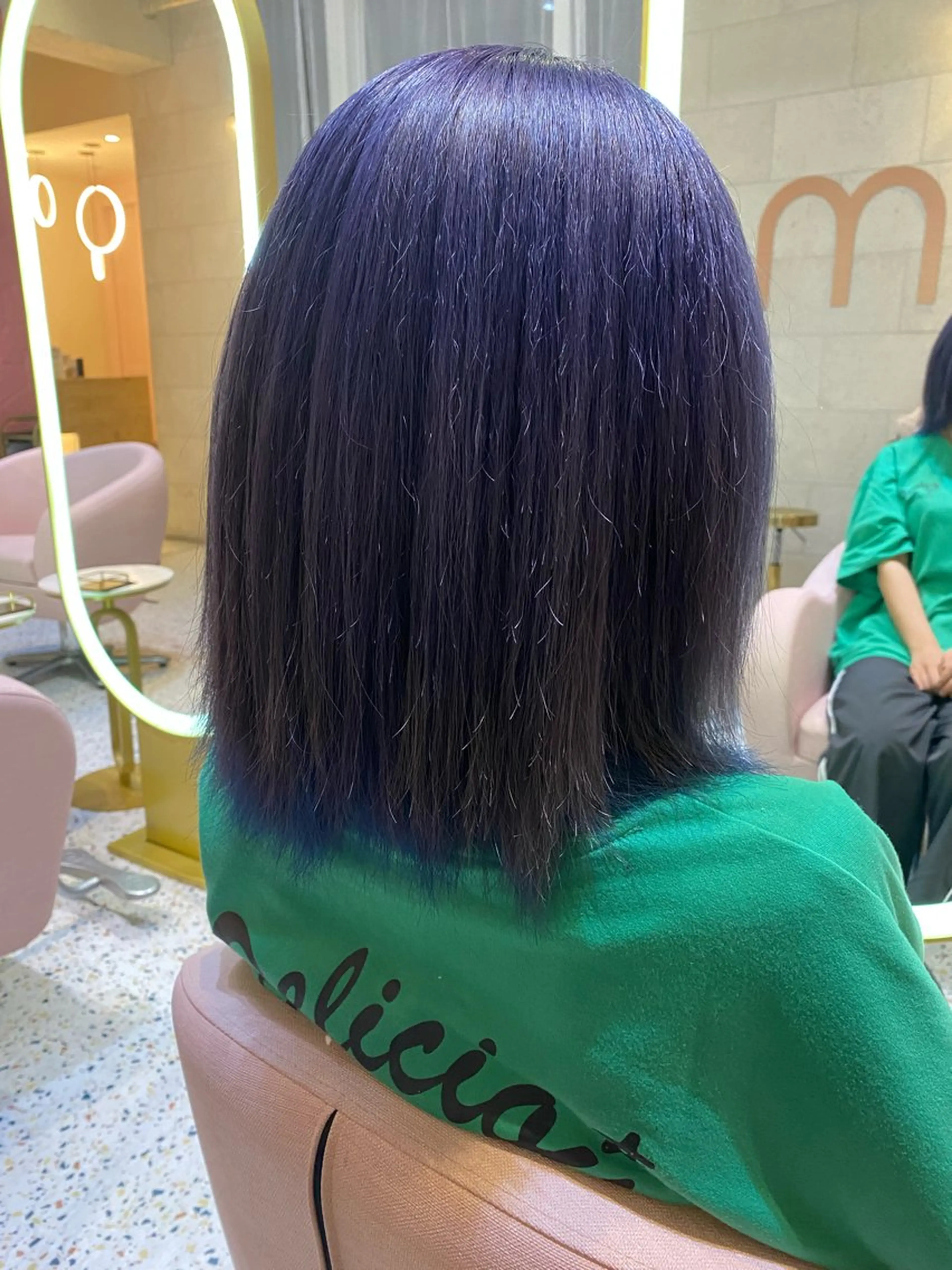 ミディアム 井出 くるみのヘアスタイル