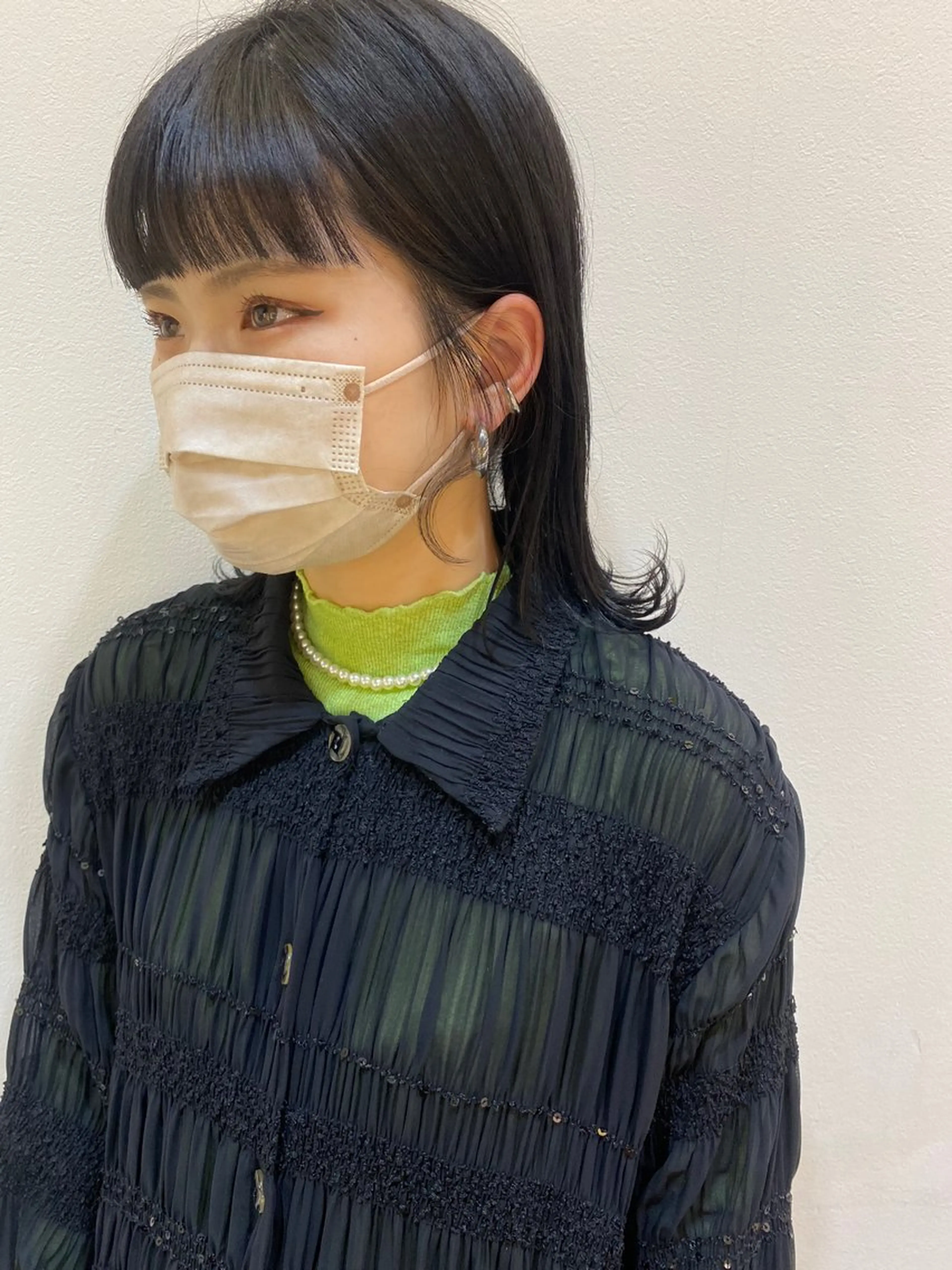 ミディアム カット 駅チカ【ali'i】 アリイ花崎友美☘のヘアスタイル