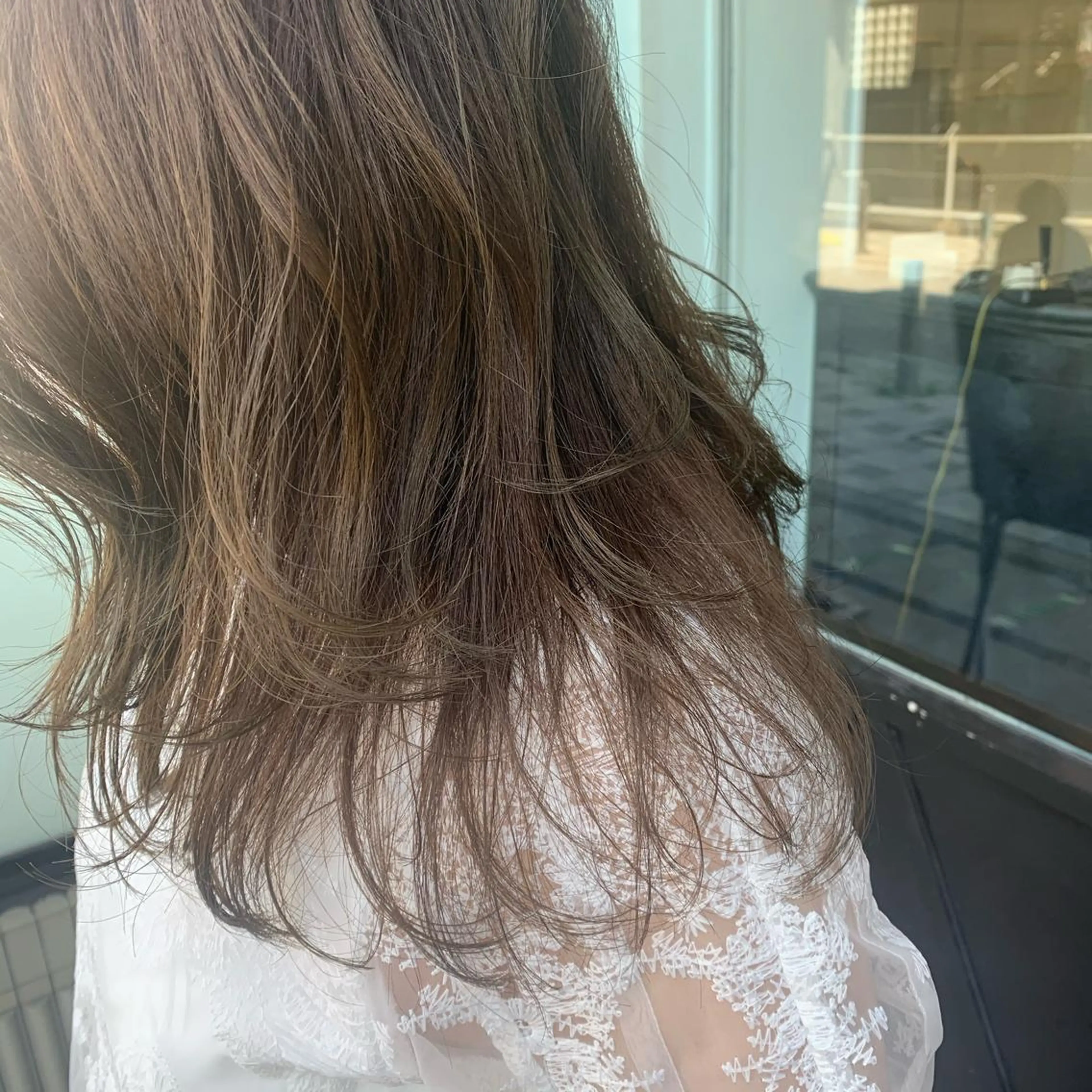 ロング カラー カット ヘアカラー SAKINO. ベージュカラーのヘアスタイル