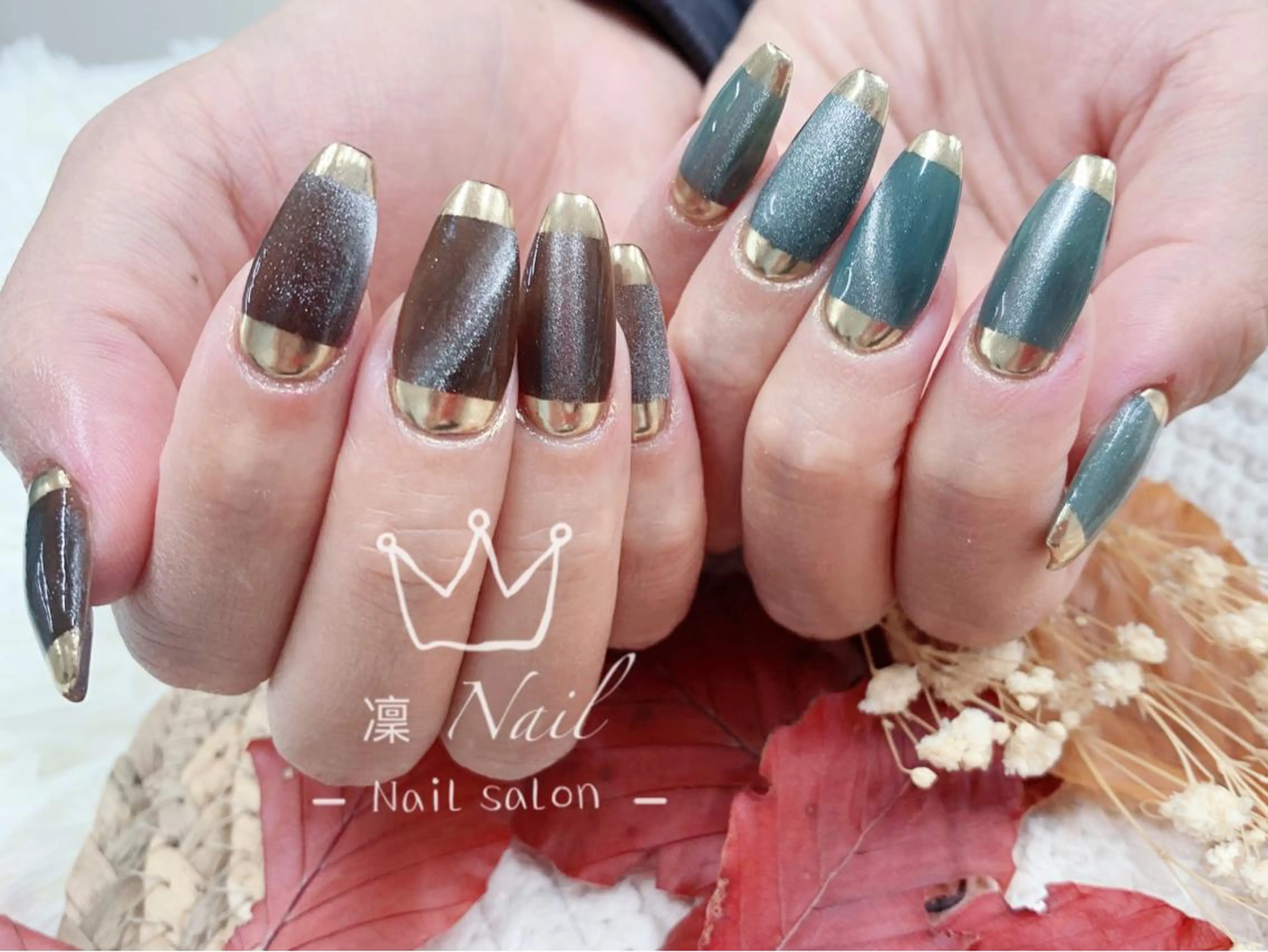 ロング カラー ネイル ミラーネイル Le’a NailSalonのネイルデザイン