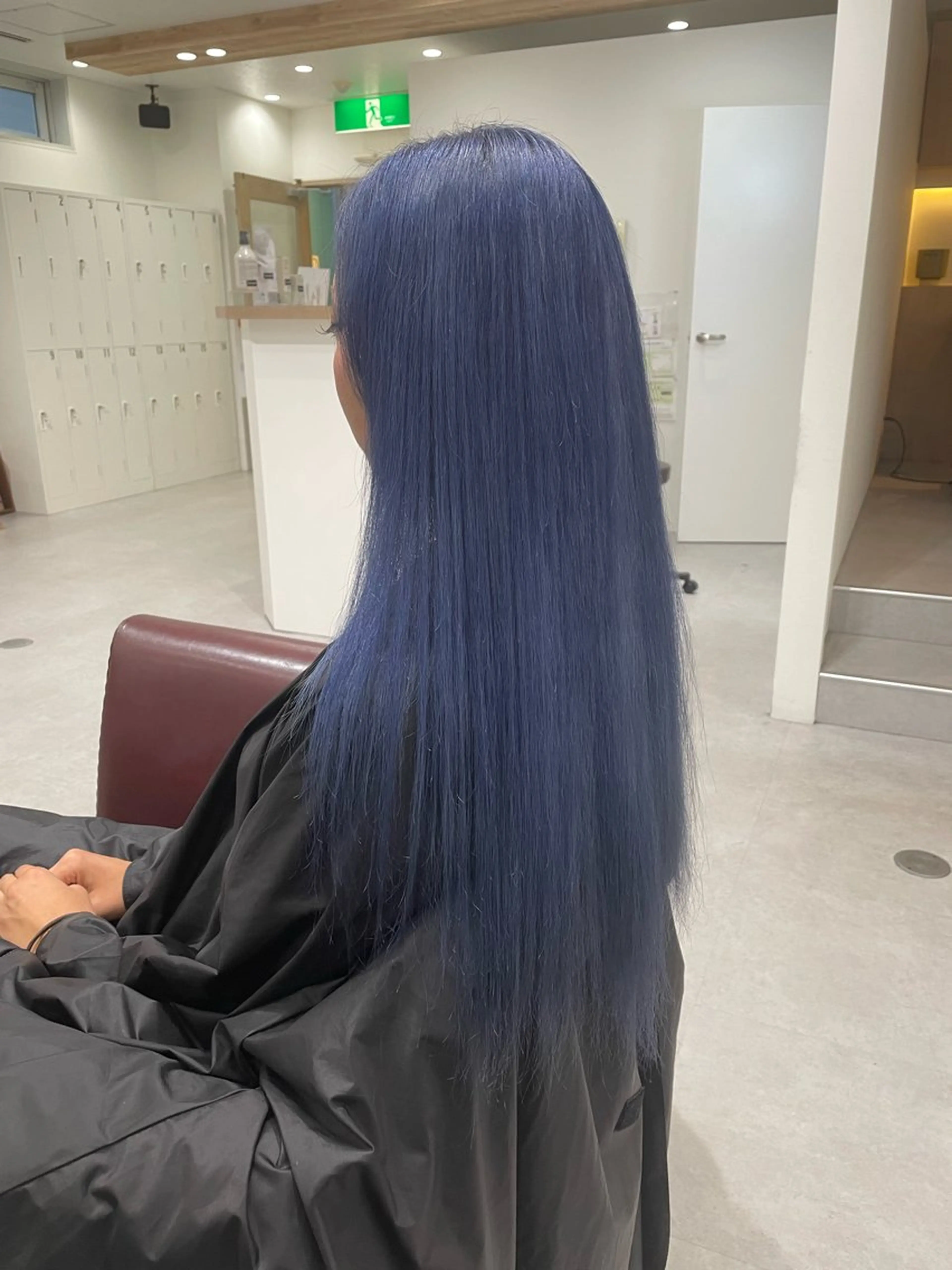 ロング カラー 清水 保博のヘアスタイル