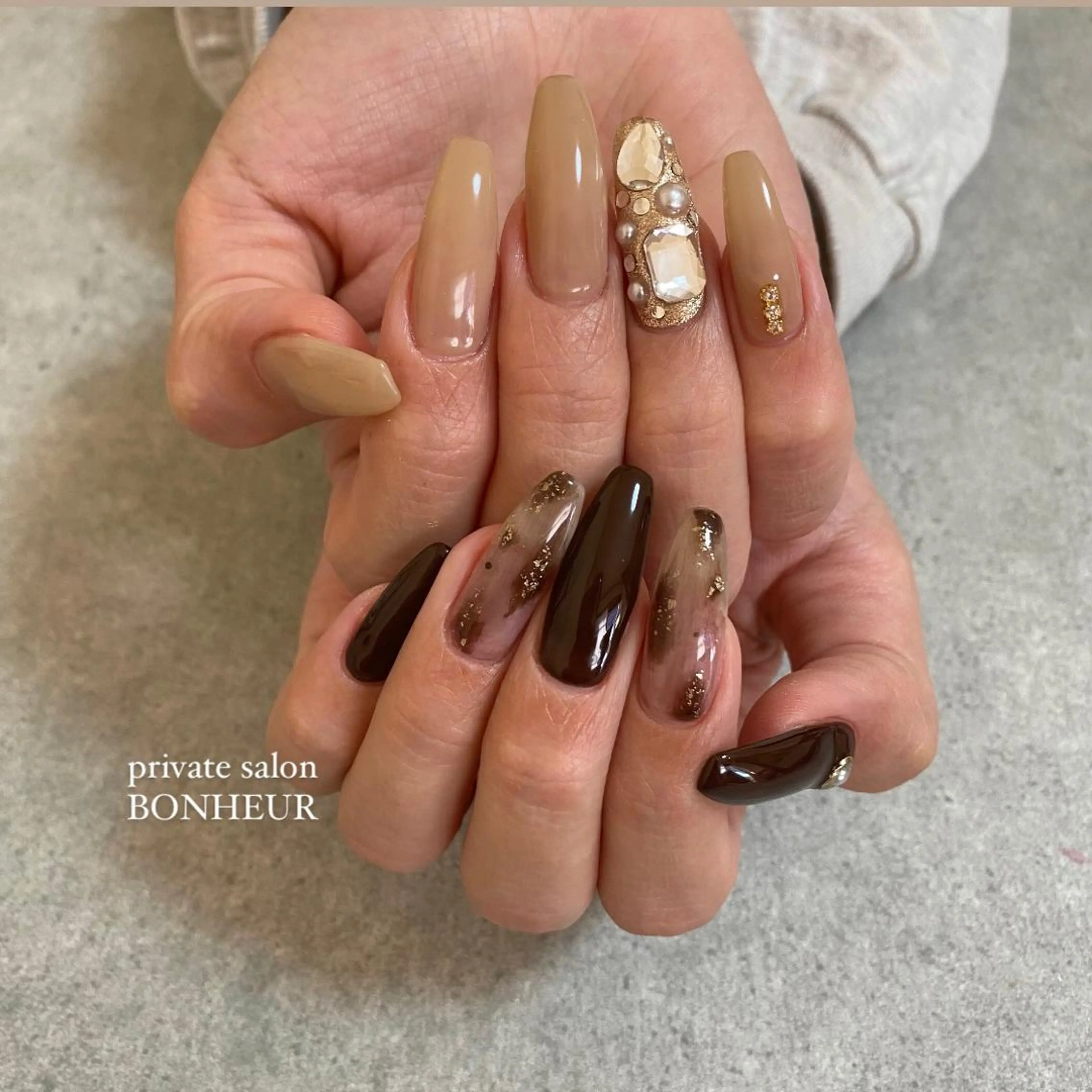 ネイル ハンドネイル BONHEUR Annaのネイルデザイン