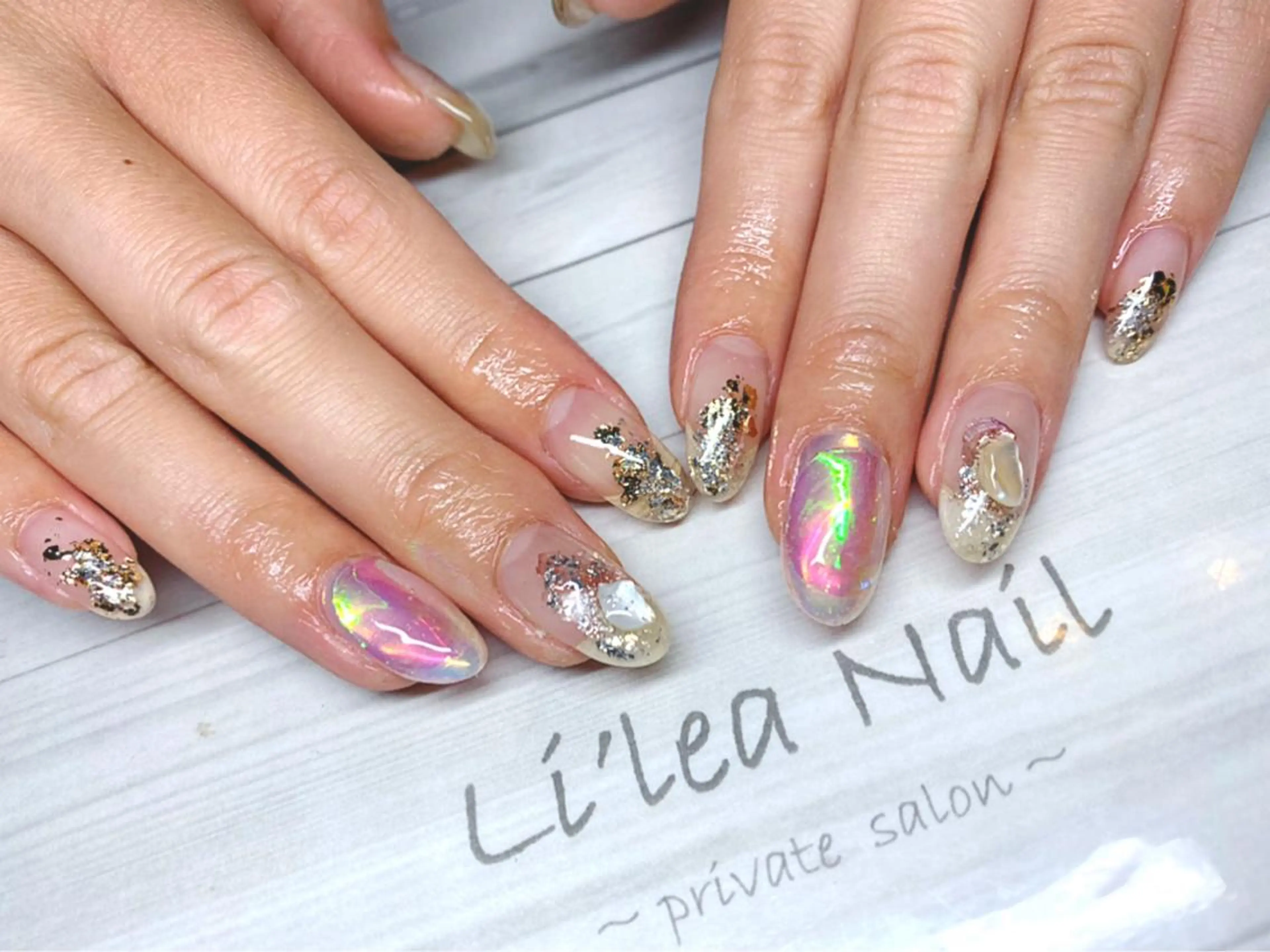 ネイル Li'leaNail AINAのネイルデザイン