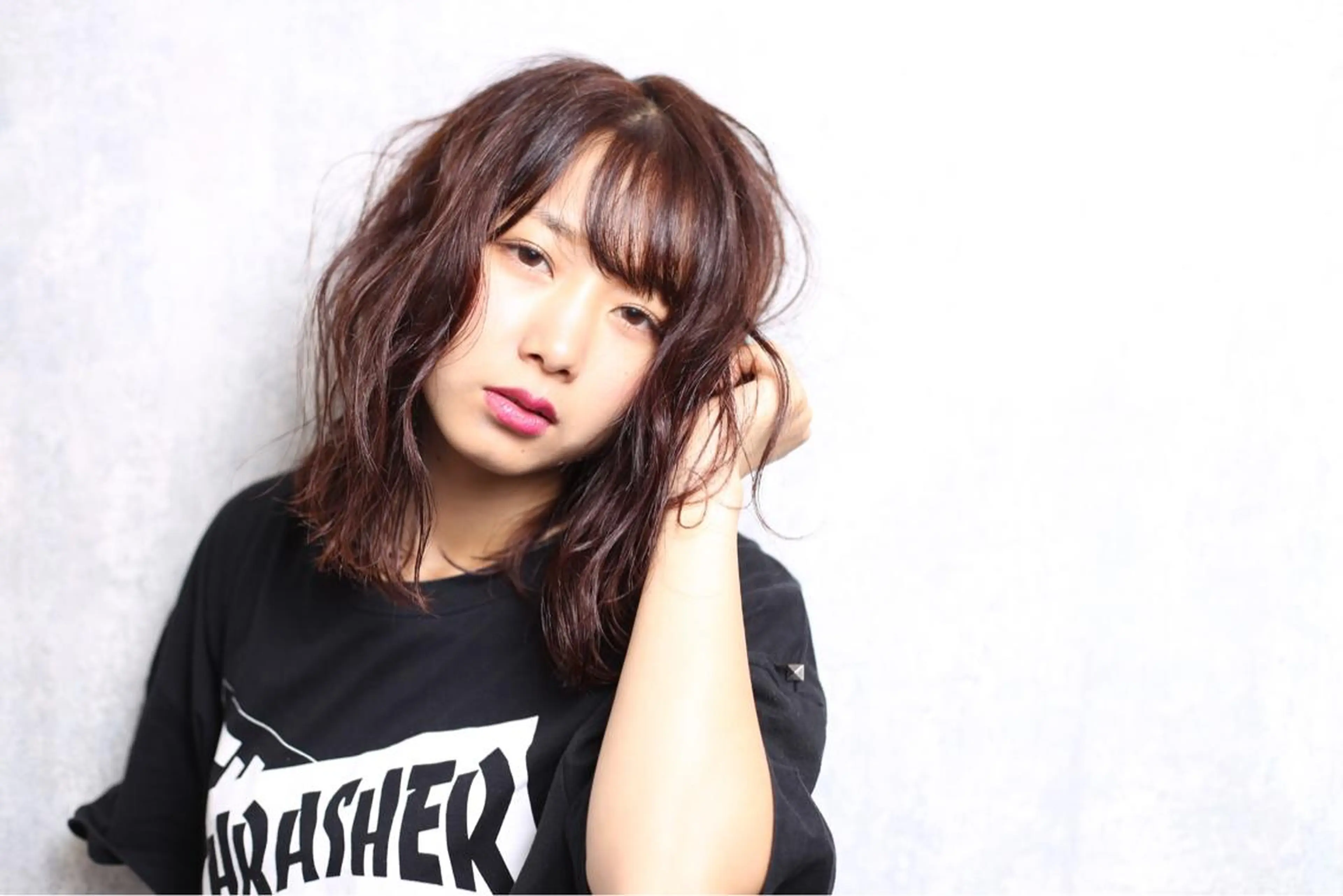 ミディアム カラー アッシュ ピンクカラー ピンクアッシュ カット ヘアカラー トリートメント vato バトのヘアスタイル