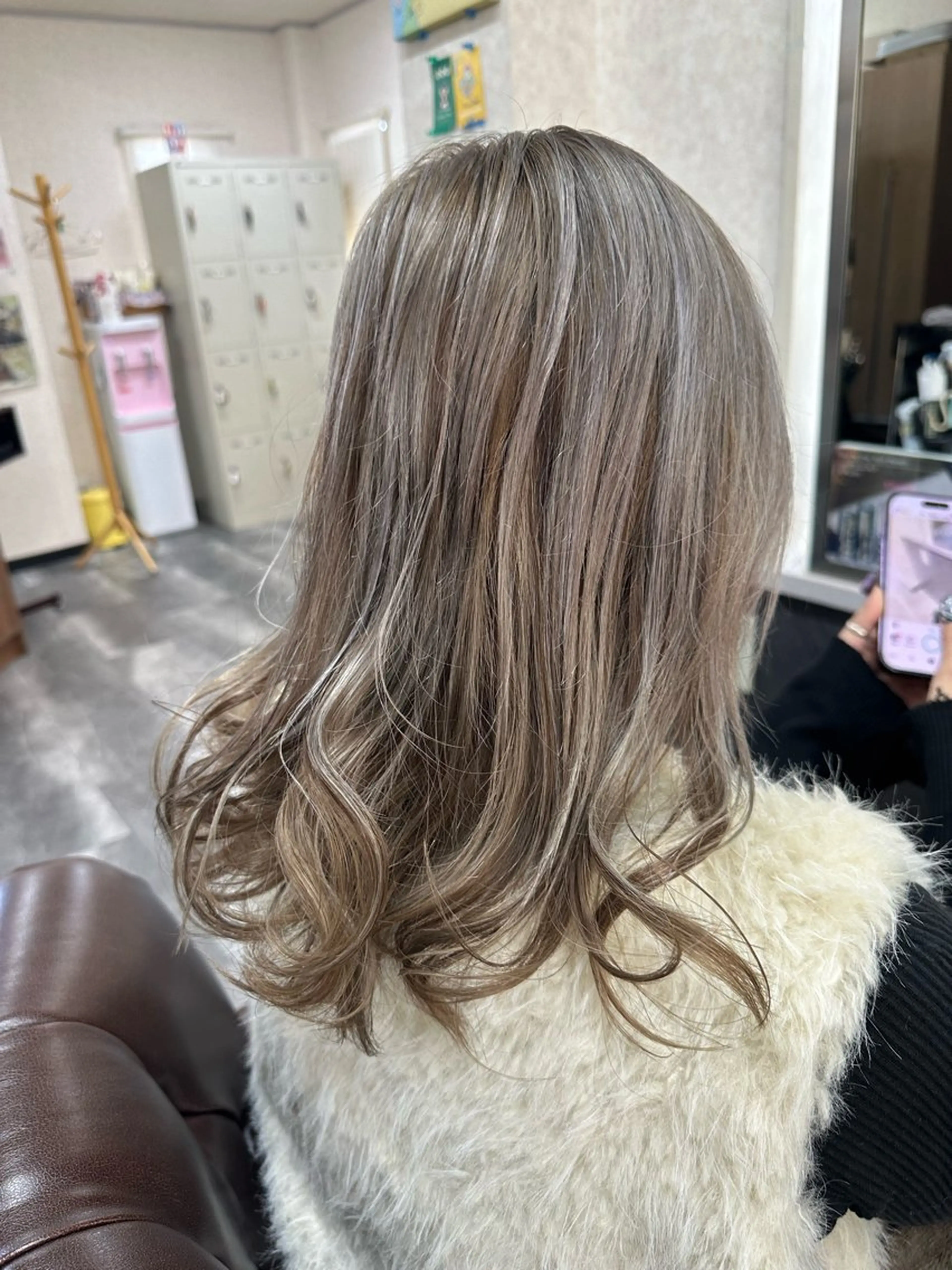 カラー ブリーチ エンゼルス美容室斉間 圭司のヘアスタイル