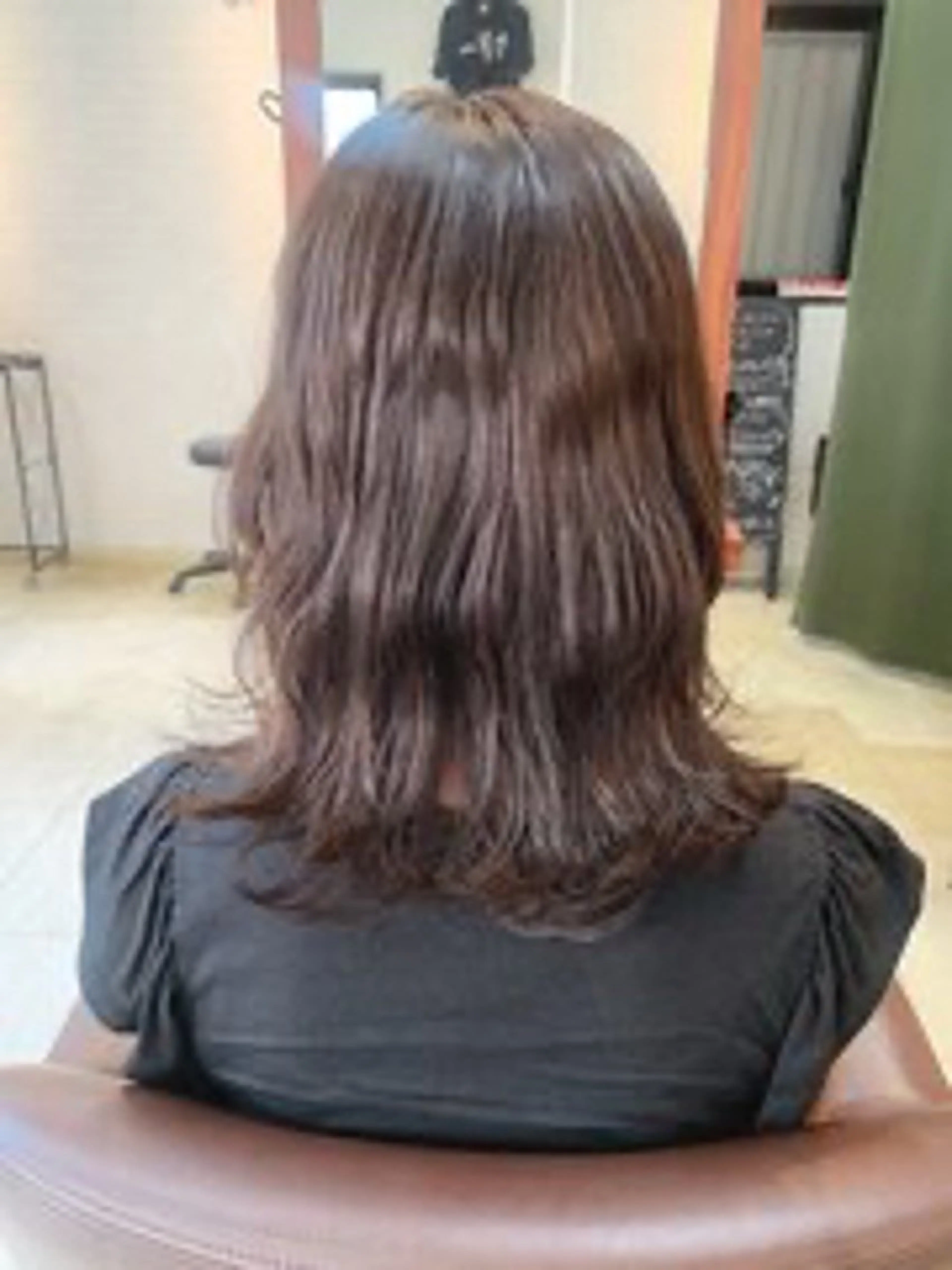 ミディアム cadeau 前谷のヘアスタイル