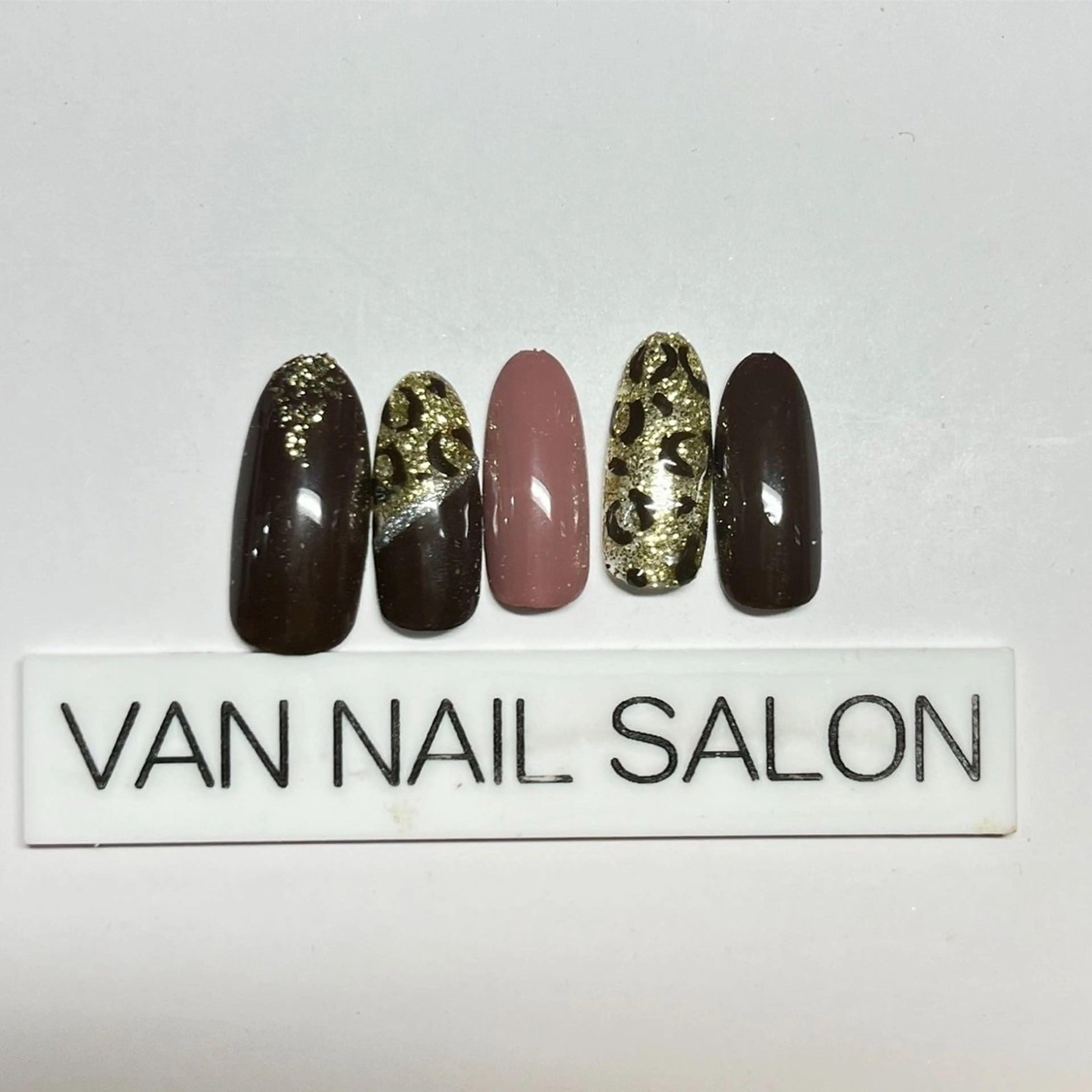 ネイル Van Nail Salonのネイルデザイン
