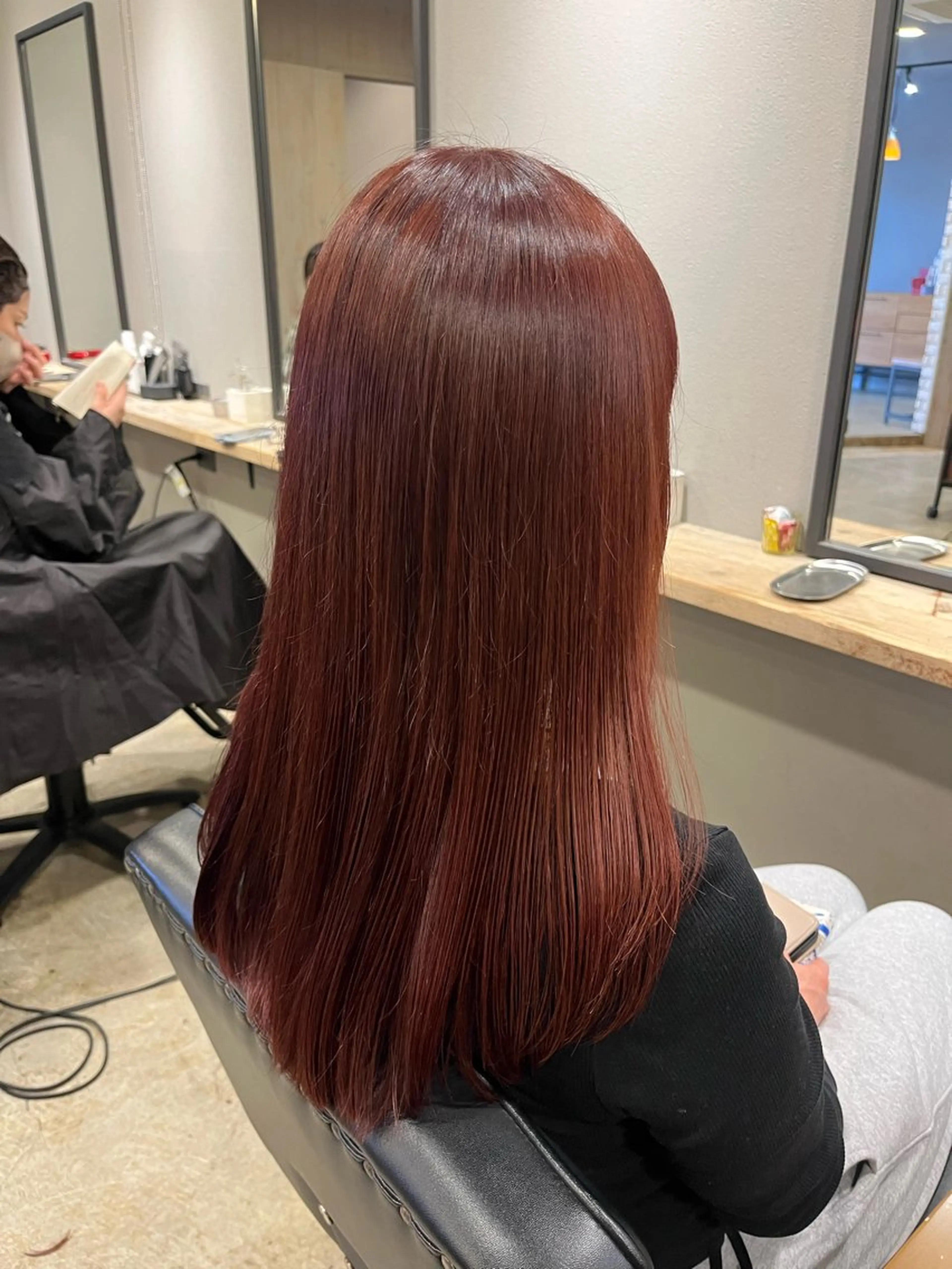 ロング ピンクブラウン ひかる 🌀のヘアスタイル