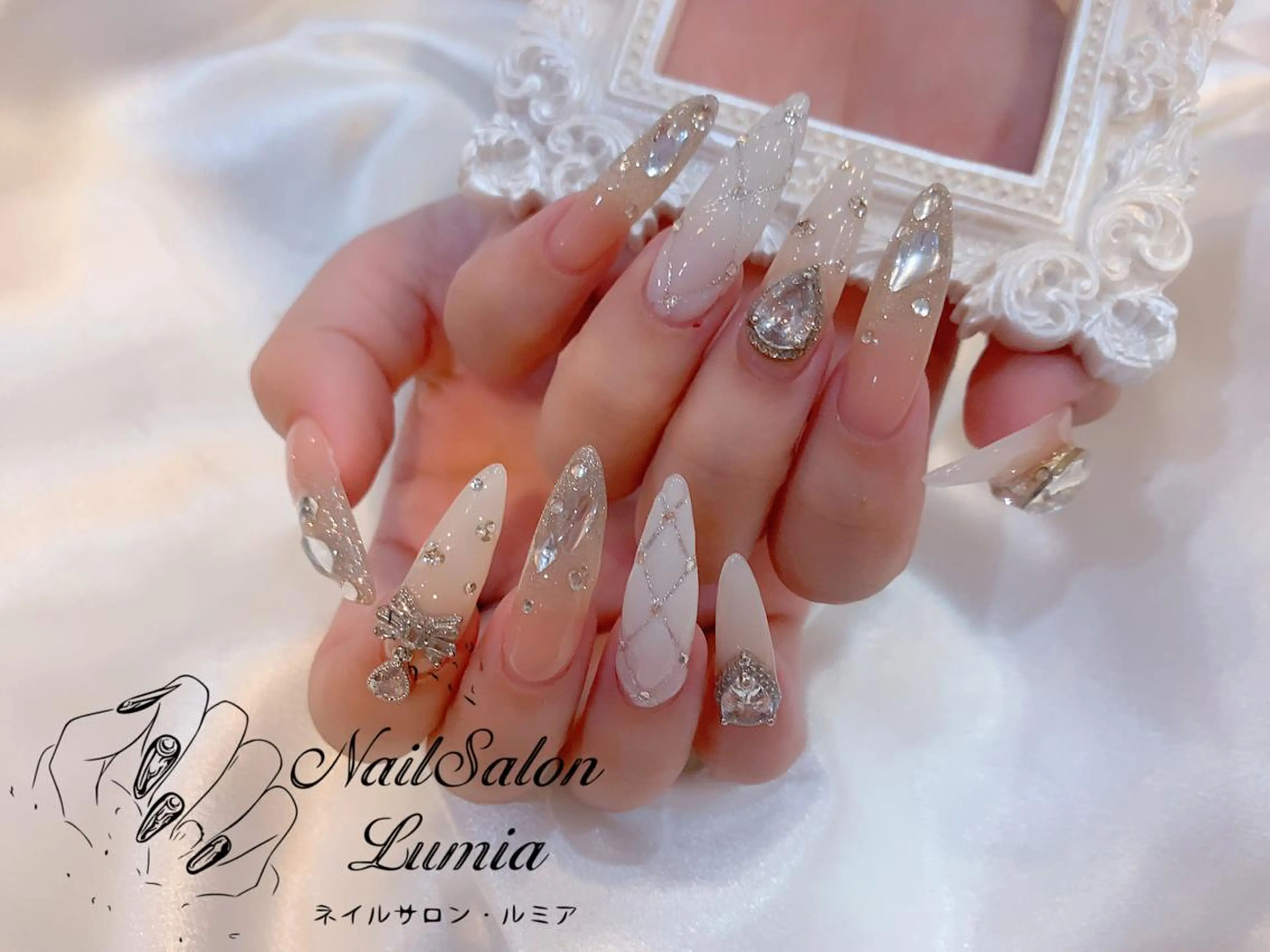 ネイル ハンドネイル ネイルサロン ルミア Lumia 店長のネイルデザイン