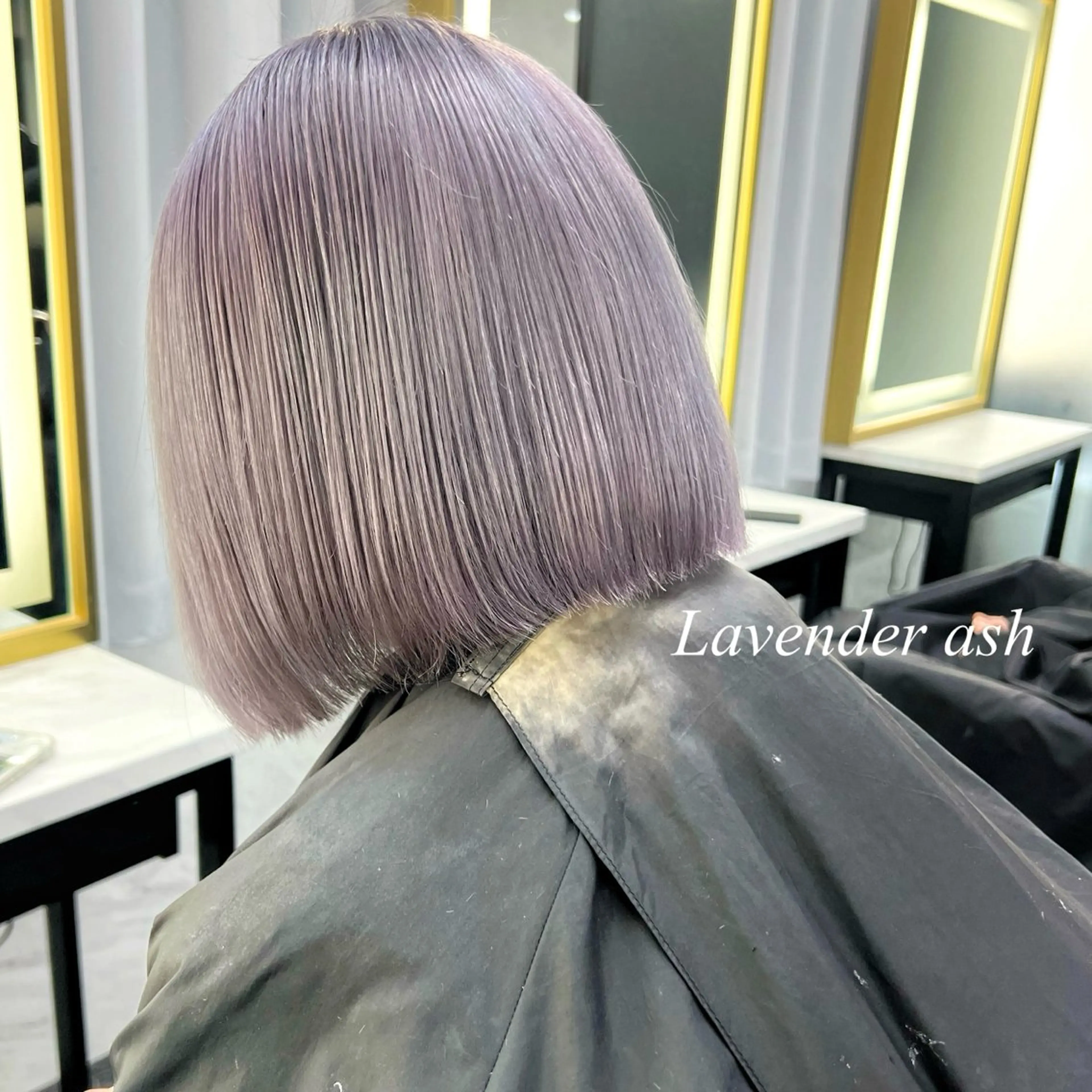 ショート カラー シールエクステ ハイトーンカラー エクステ ヘアカラー トリートメント シールエクステ特化 ハイトーン、NANAのヘアスタイル