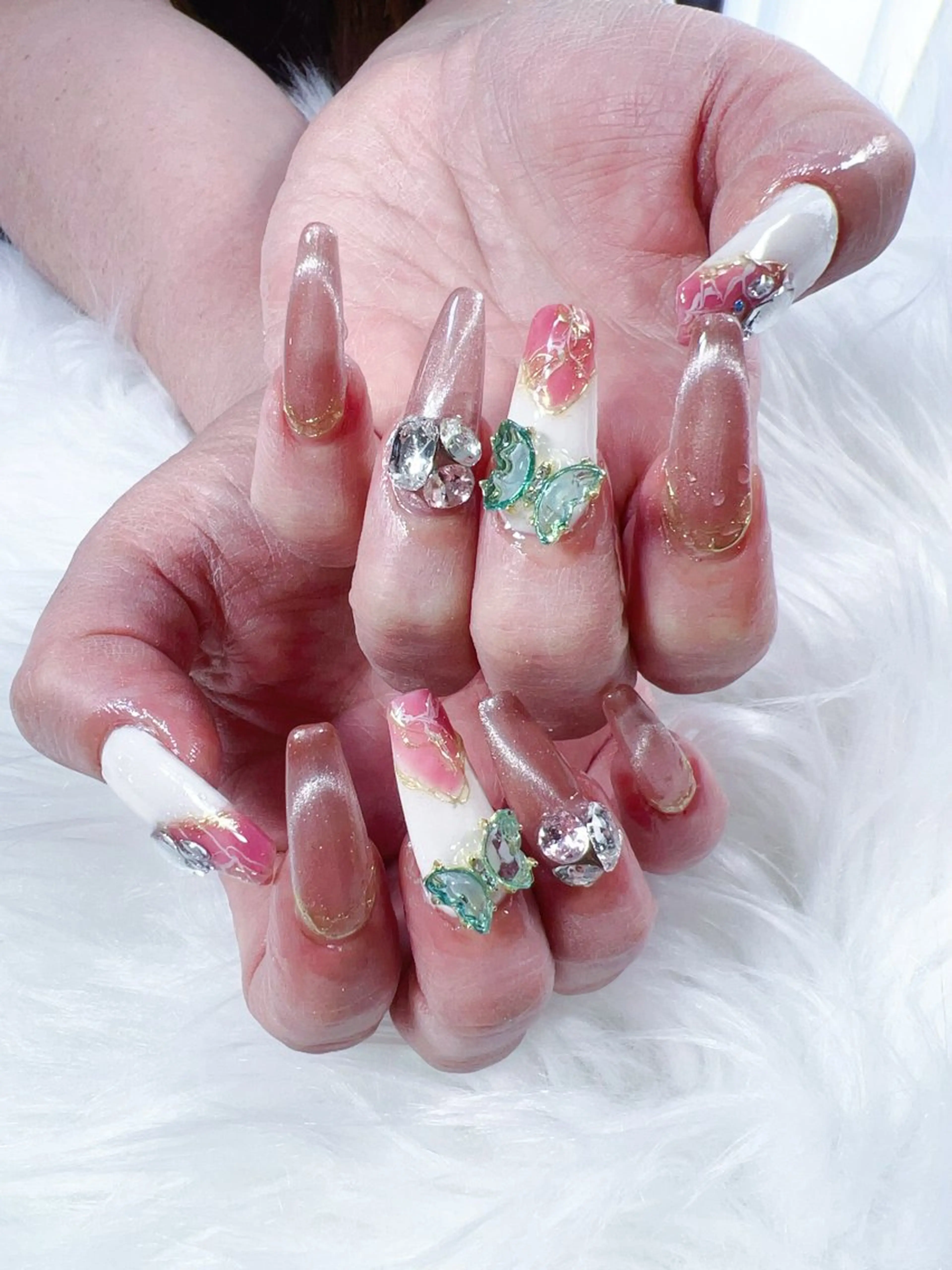 ネイル ネイルサロン ロア旧ジョリーのネイルデザイン