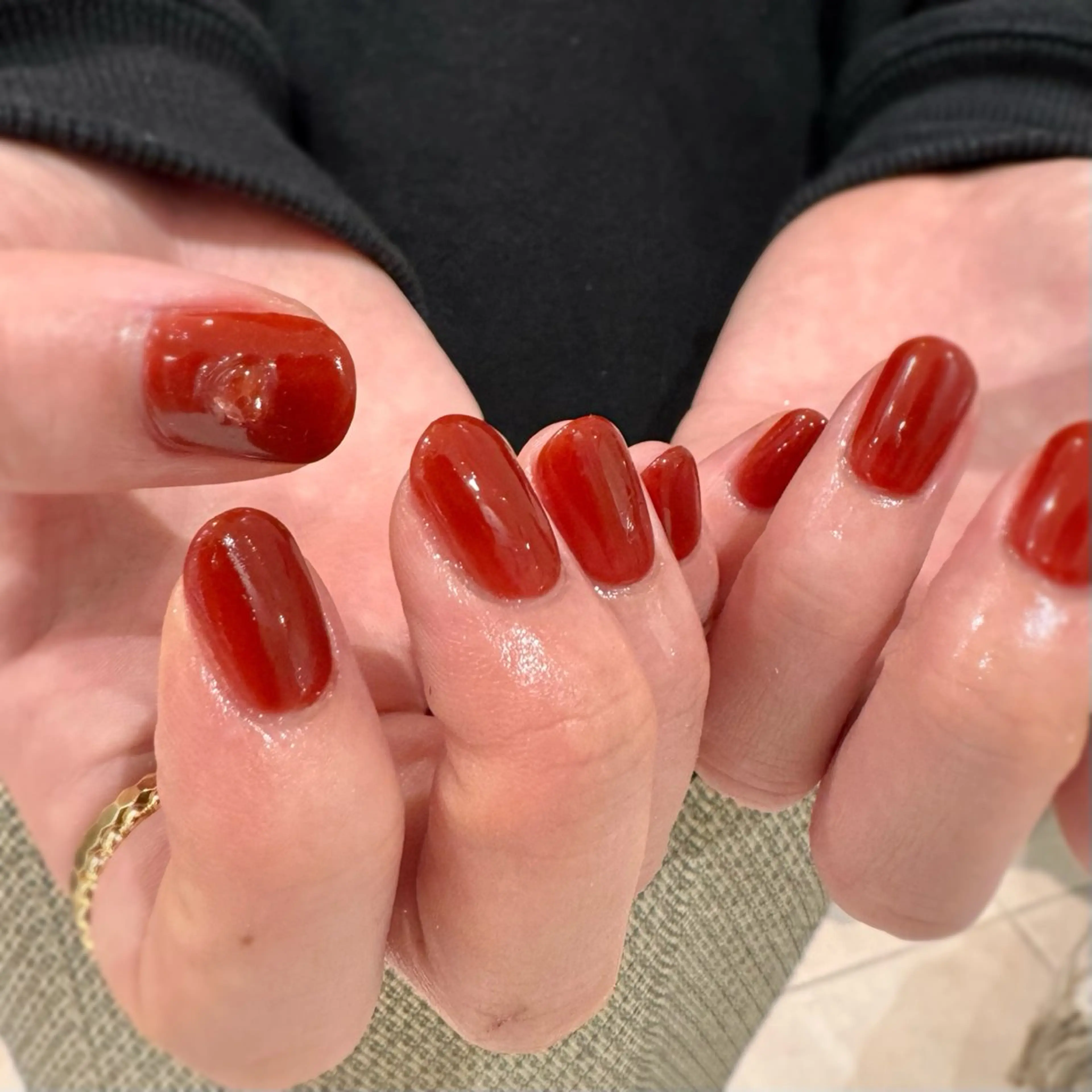 ネイル 赤色 ハンドネイル Tigris. sadamotoのネイルデザイン