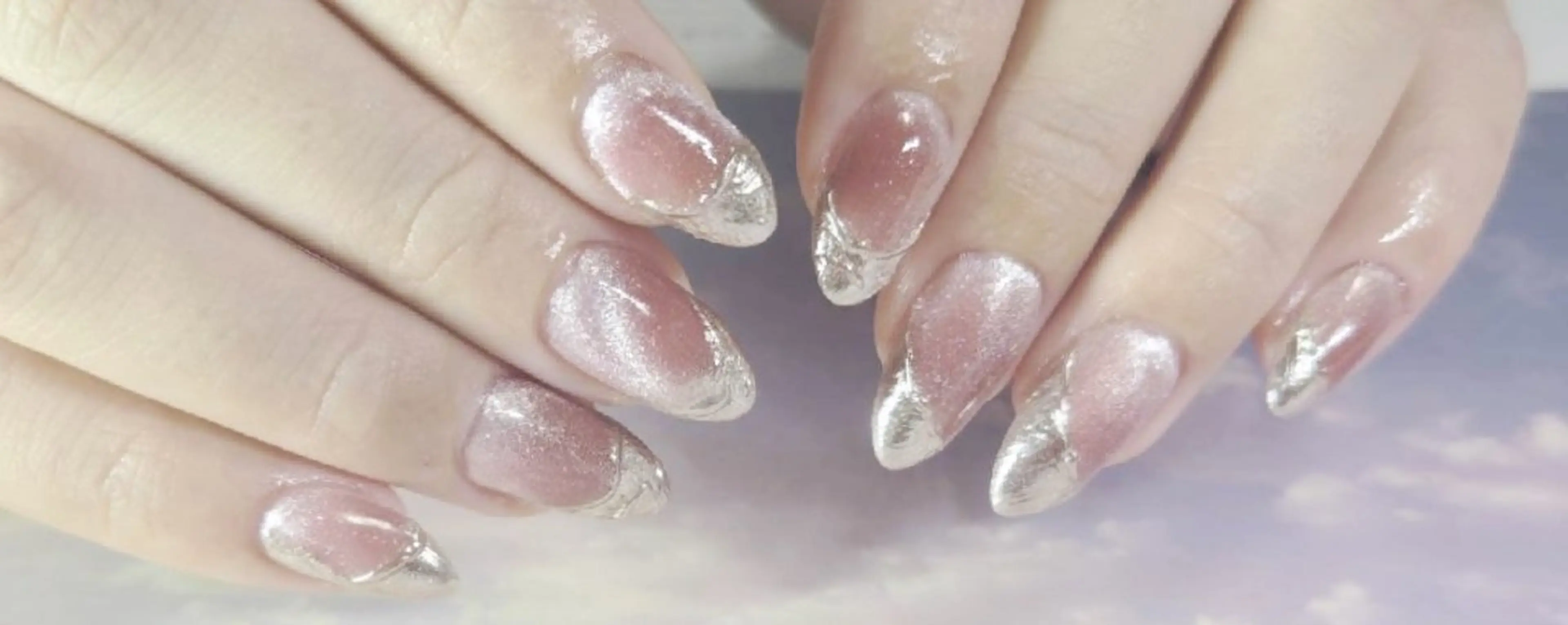 ネイル アートネイル マグネットネイル ミラーネイル ハンドネイル LILY Salonのネイルデザイン