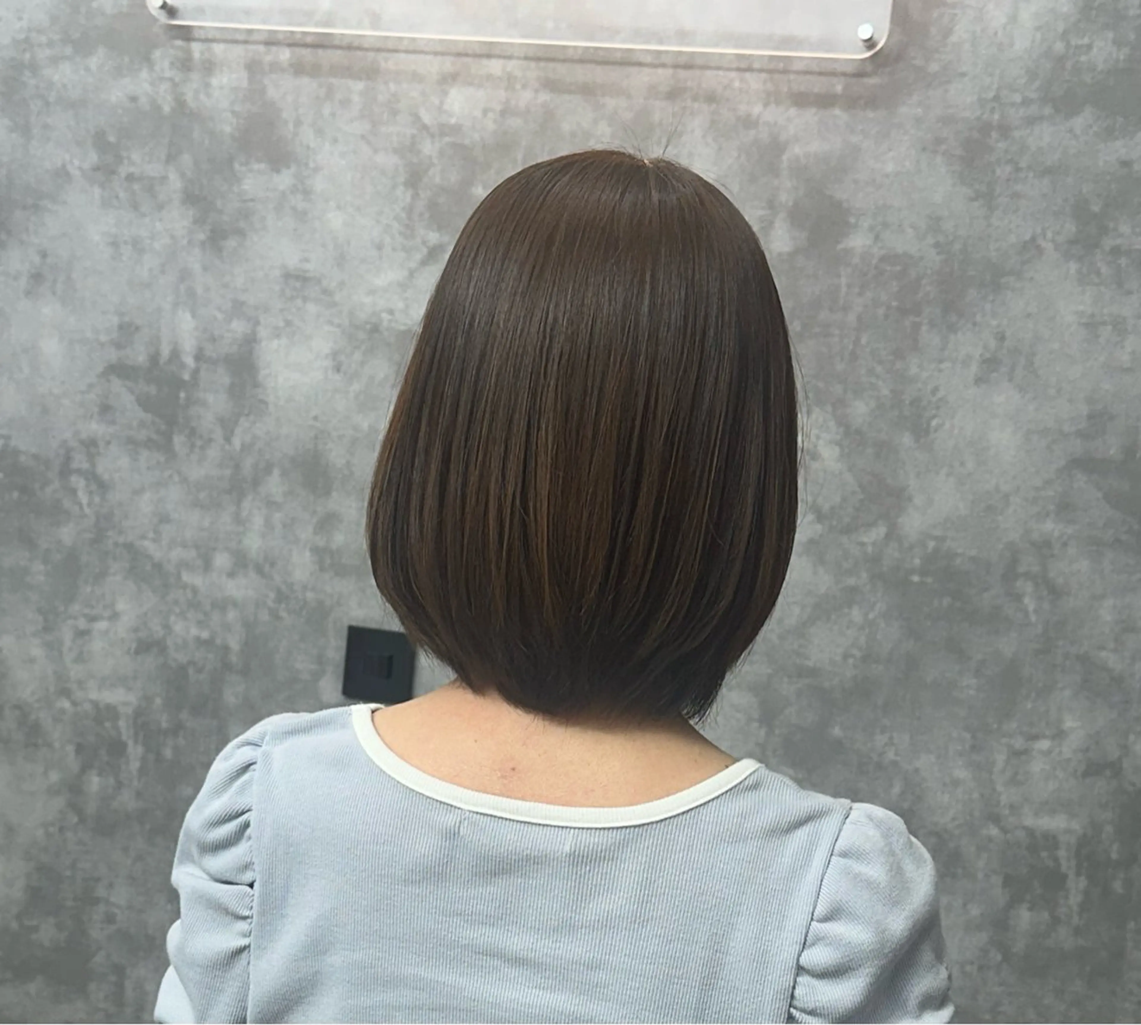 ミディアム カット ヘアカラー トリートメント Azule なつめのヘアスタイル