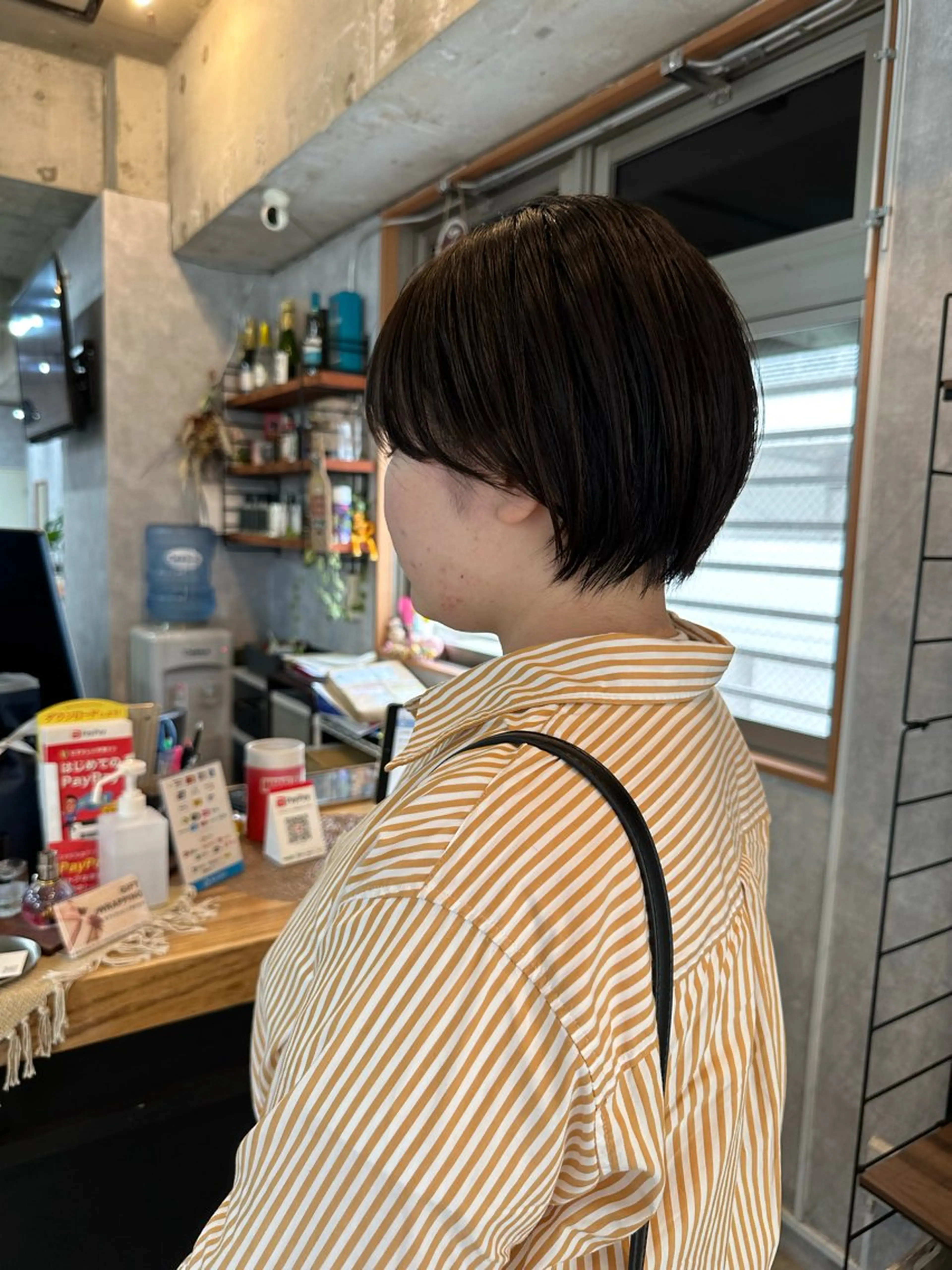ショート 切りっぱなしボブ ショートボブ ハンサムショート 丸みショート ボブ モテ髪/ボブ/ショー ト/アダチフウトのヘアスタイル