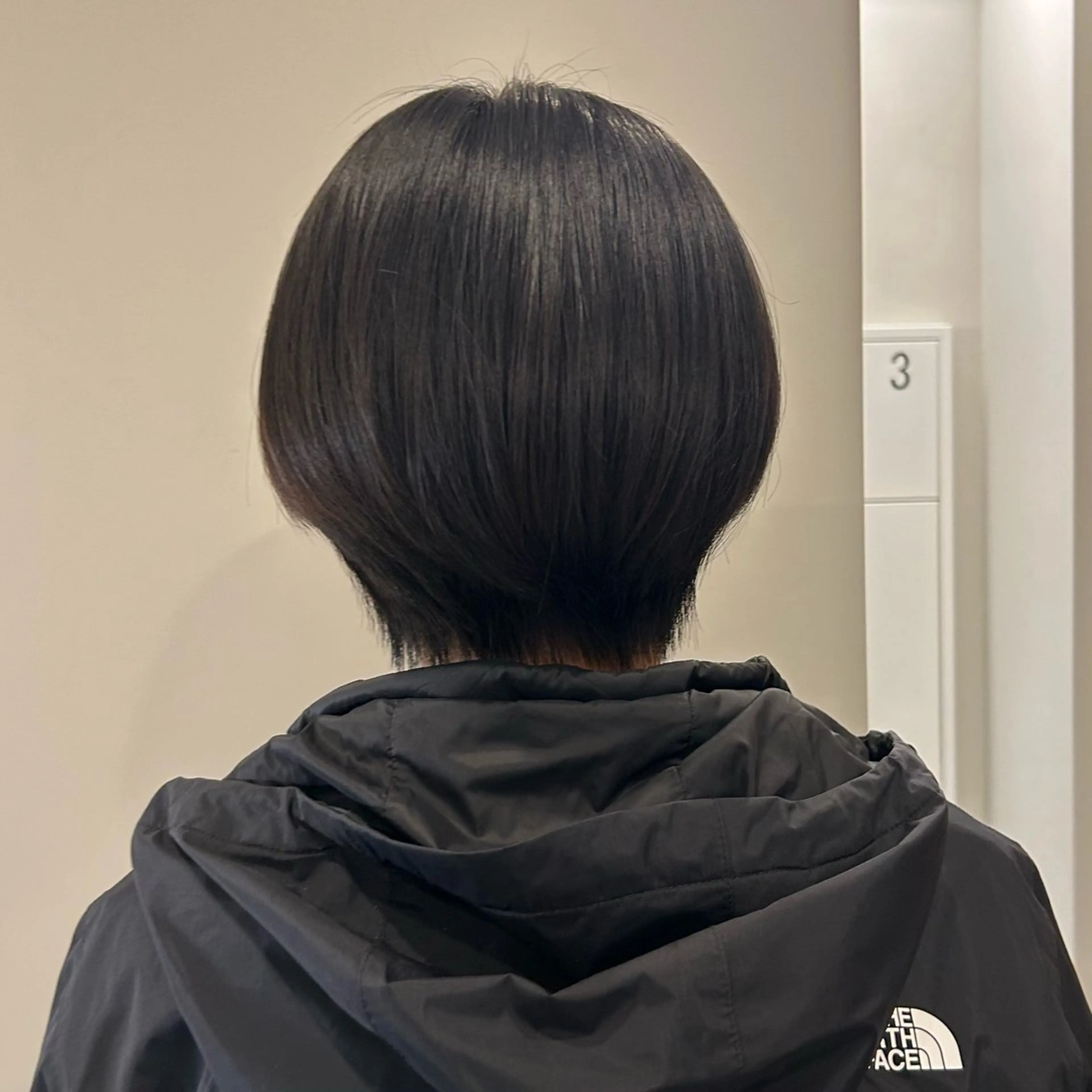 ショート momoka 💛ショートカットのヘアスタイル