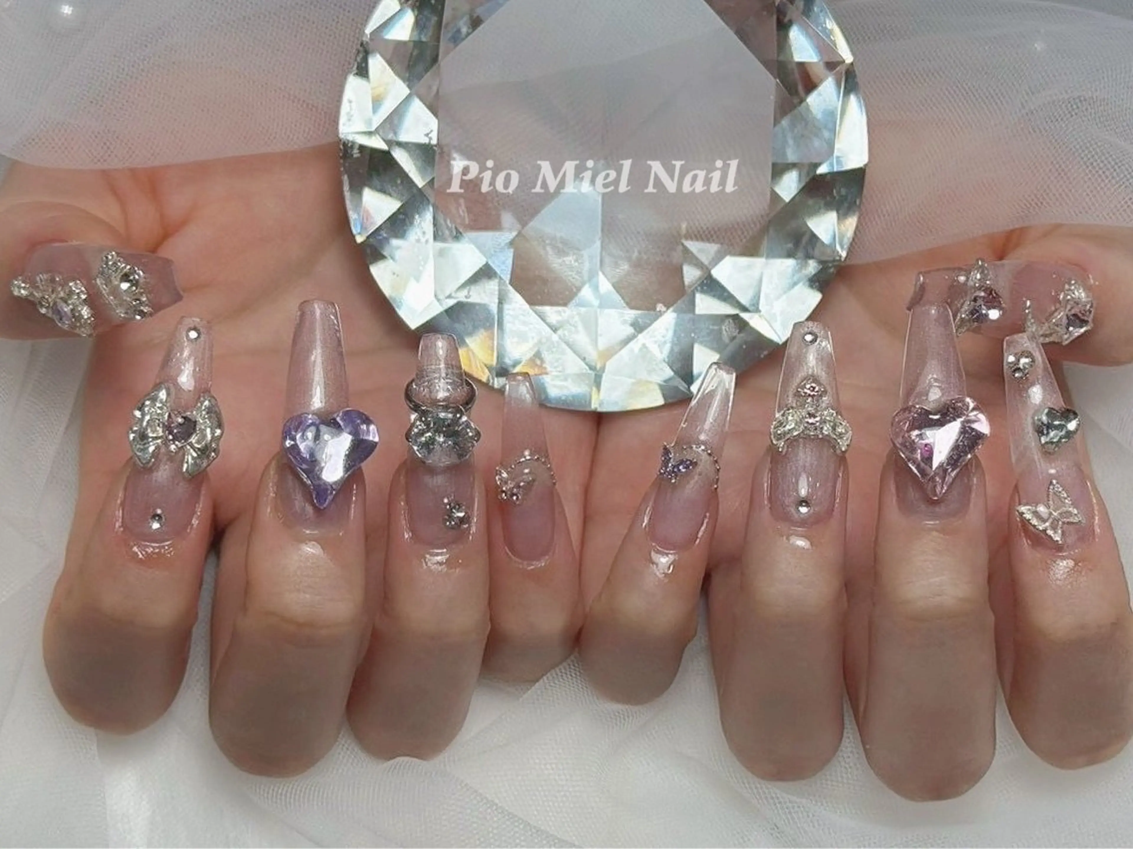 ネイル ハンドネイル HANA 長さだしのネイルデザイン