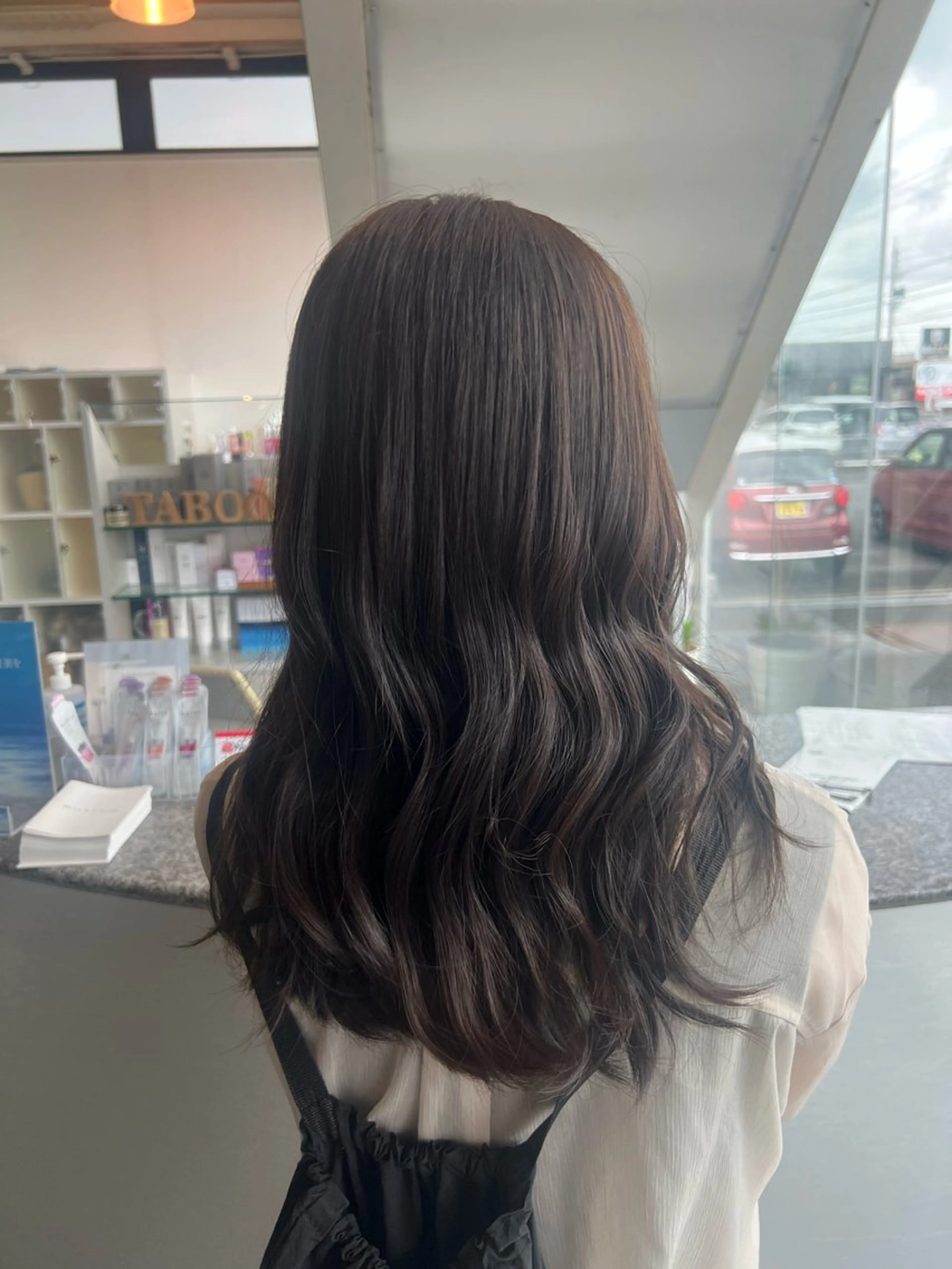カラー ベージュカラー 透明感カラー オリーブベージュ ヘアカラー 武田 瑞季のヘアスタイル