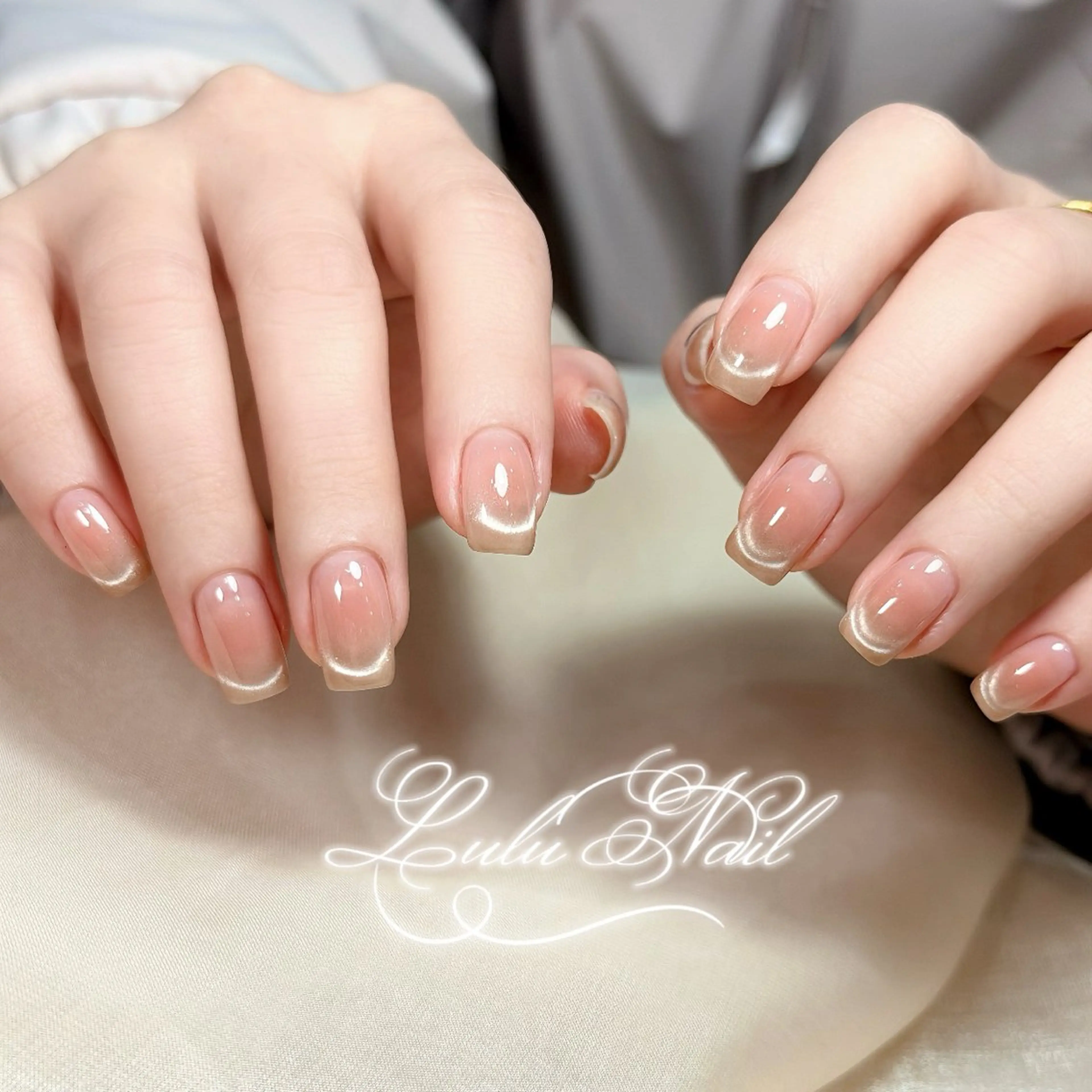 新規ジェルオフ無料⭐️チークマグネットネイル🤍パーツ2個付き🤍の写真