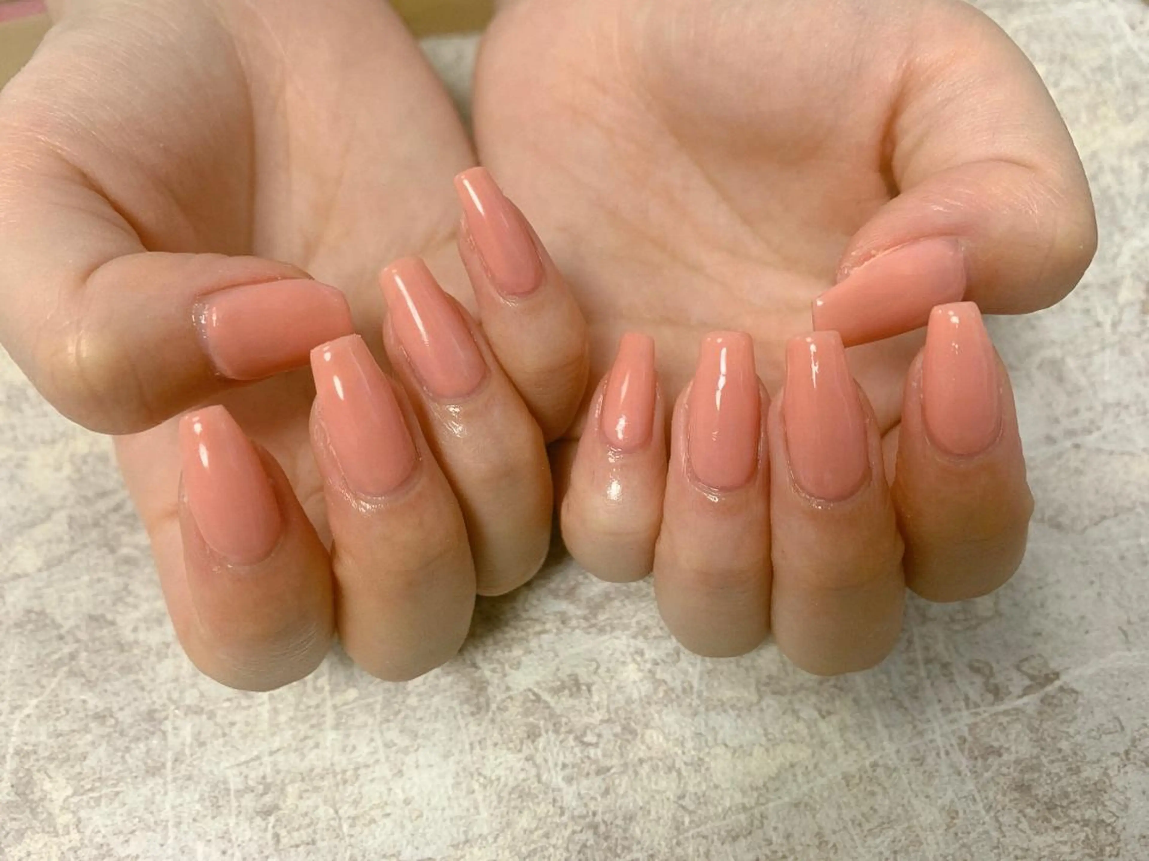 ネイル ワンカラーネイル ハンドネイル mogunail &blowのネイルデザイン
