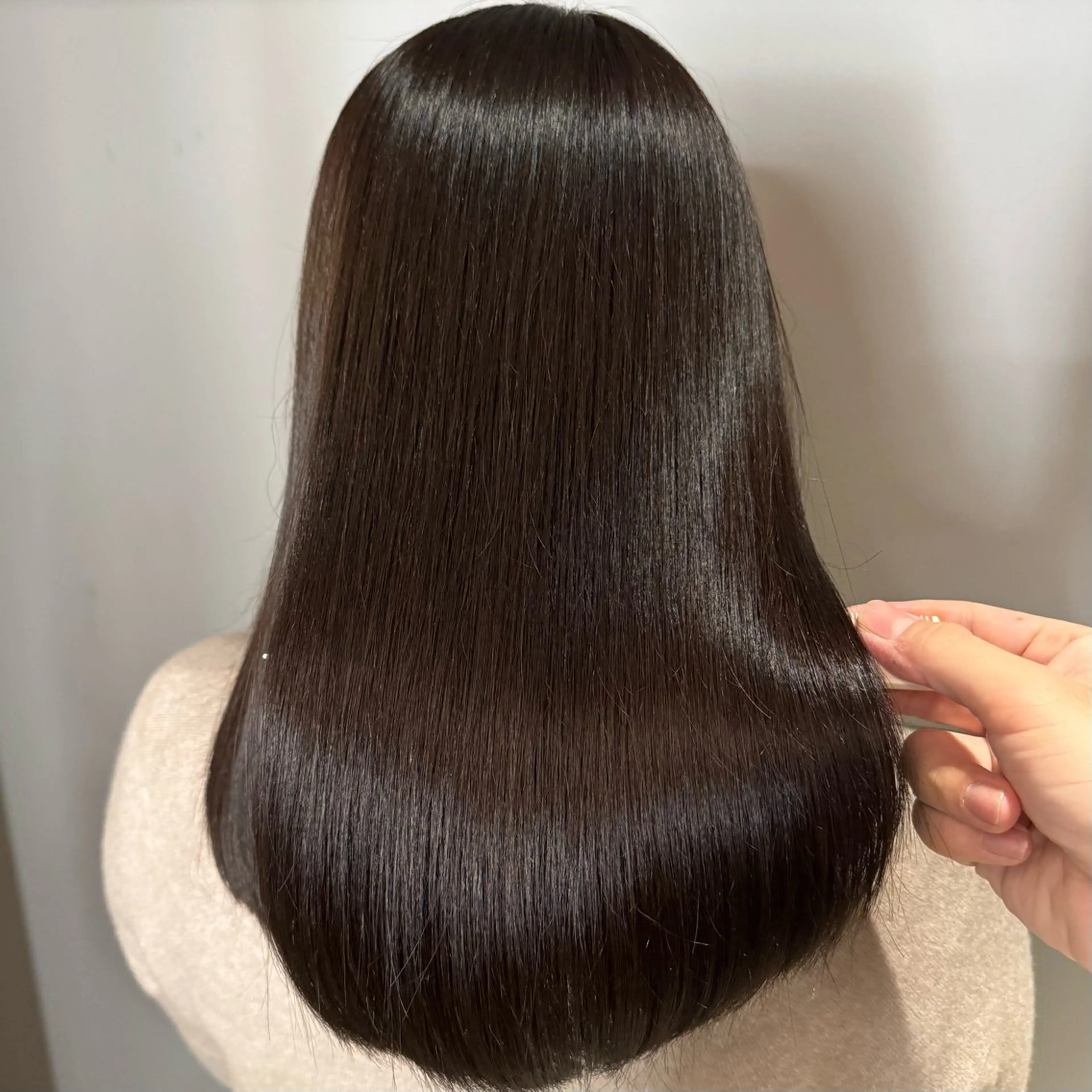 セミロング カラー カット 縮毛矯正 トリートメント 🌿レイヤーボブ/パ ーマ🌿　木梨健太のヘアスタイル