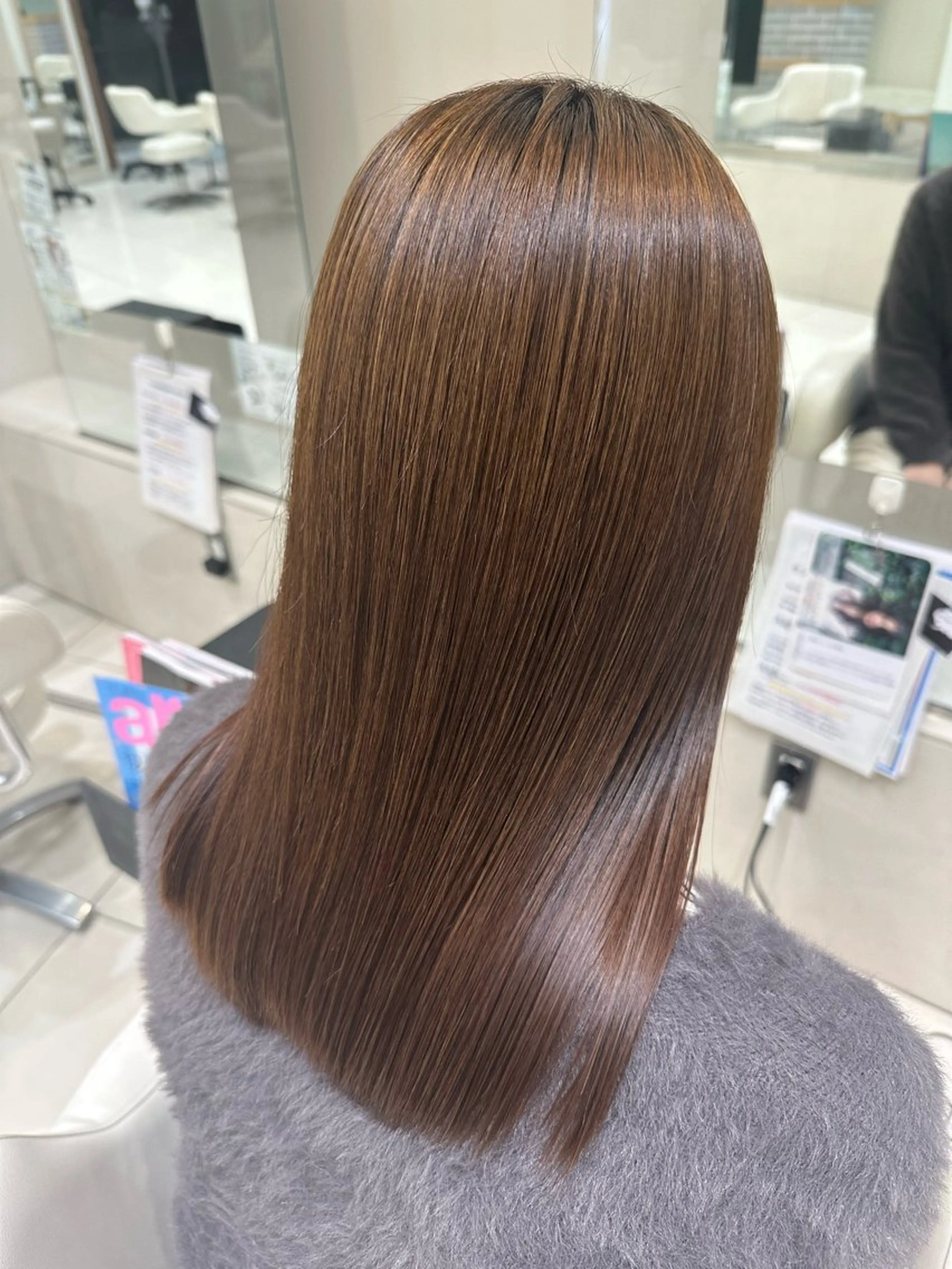 セミロング カット 縮毛矯正 トリートメント 艶髪/ブリーチなし Wカラー🌺yuiのヘアスタイル