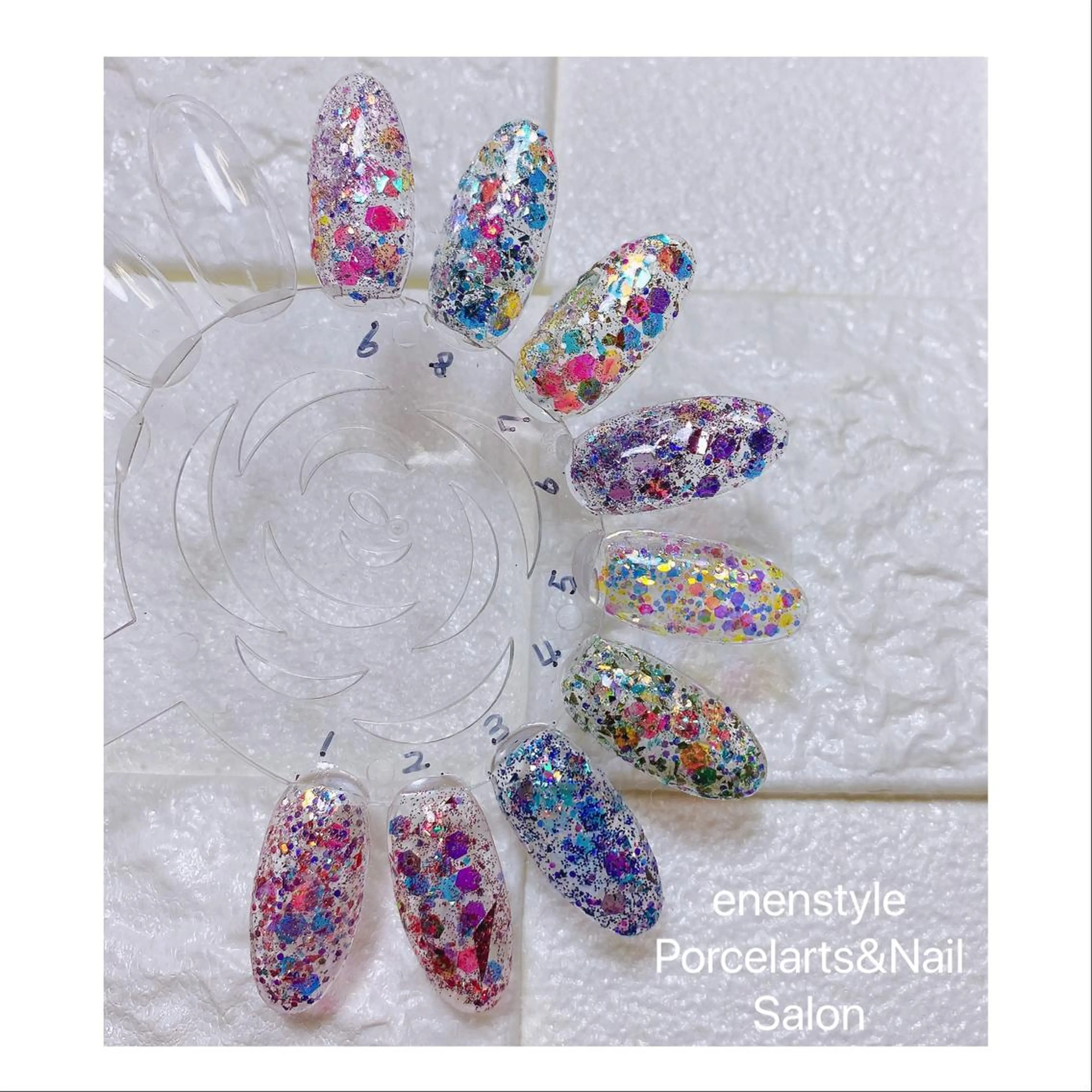 ショート ネイル 👑enen style👑のネイルデザイン