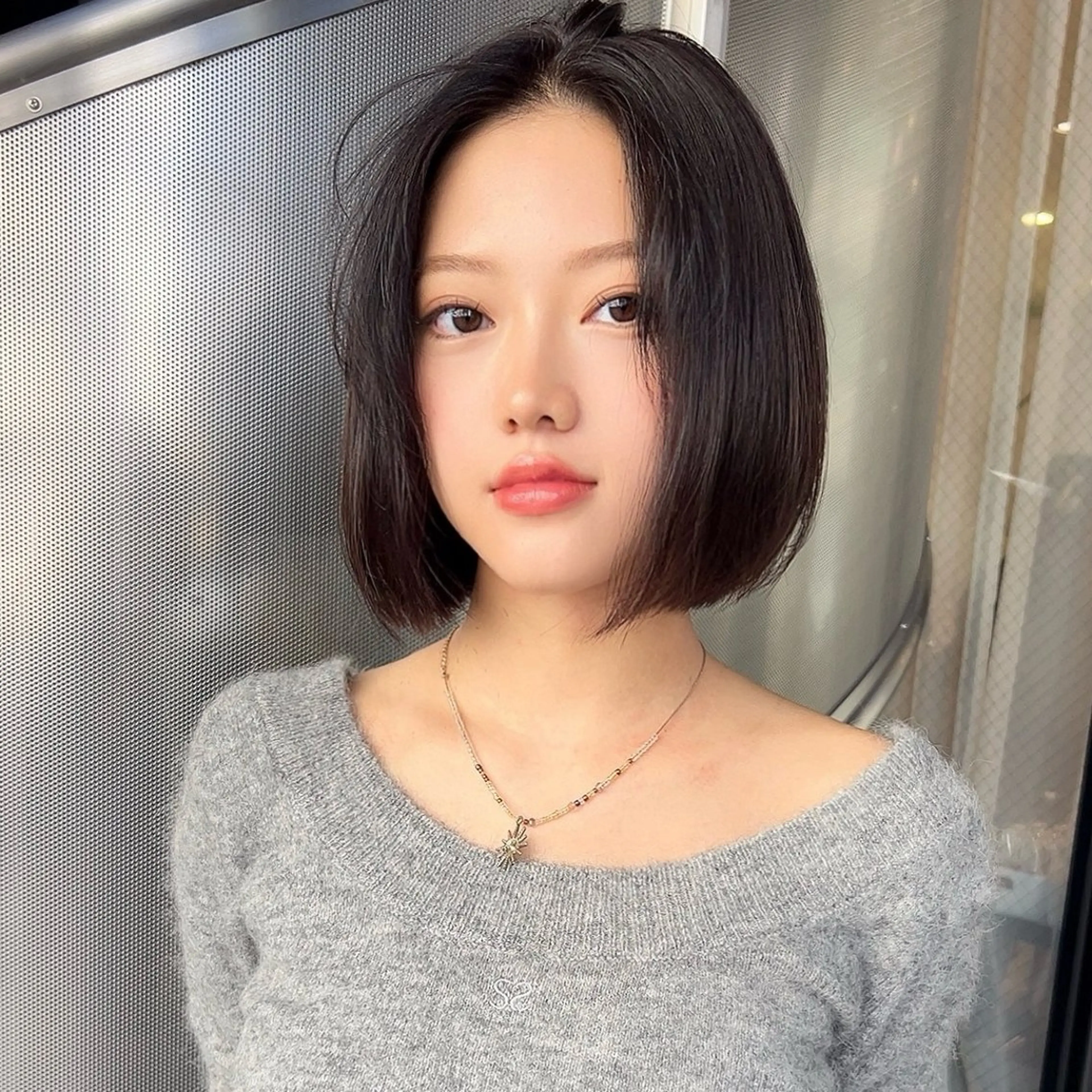 ショート ボブ 似合わせカット カット ヘアカラー calna 古賀 菜摘のヘアスタイル