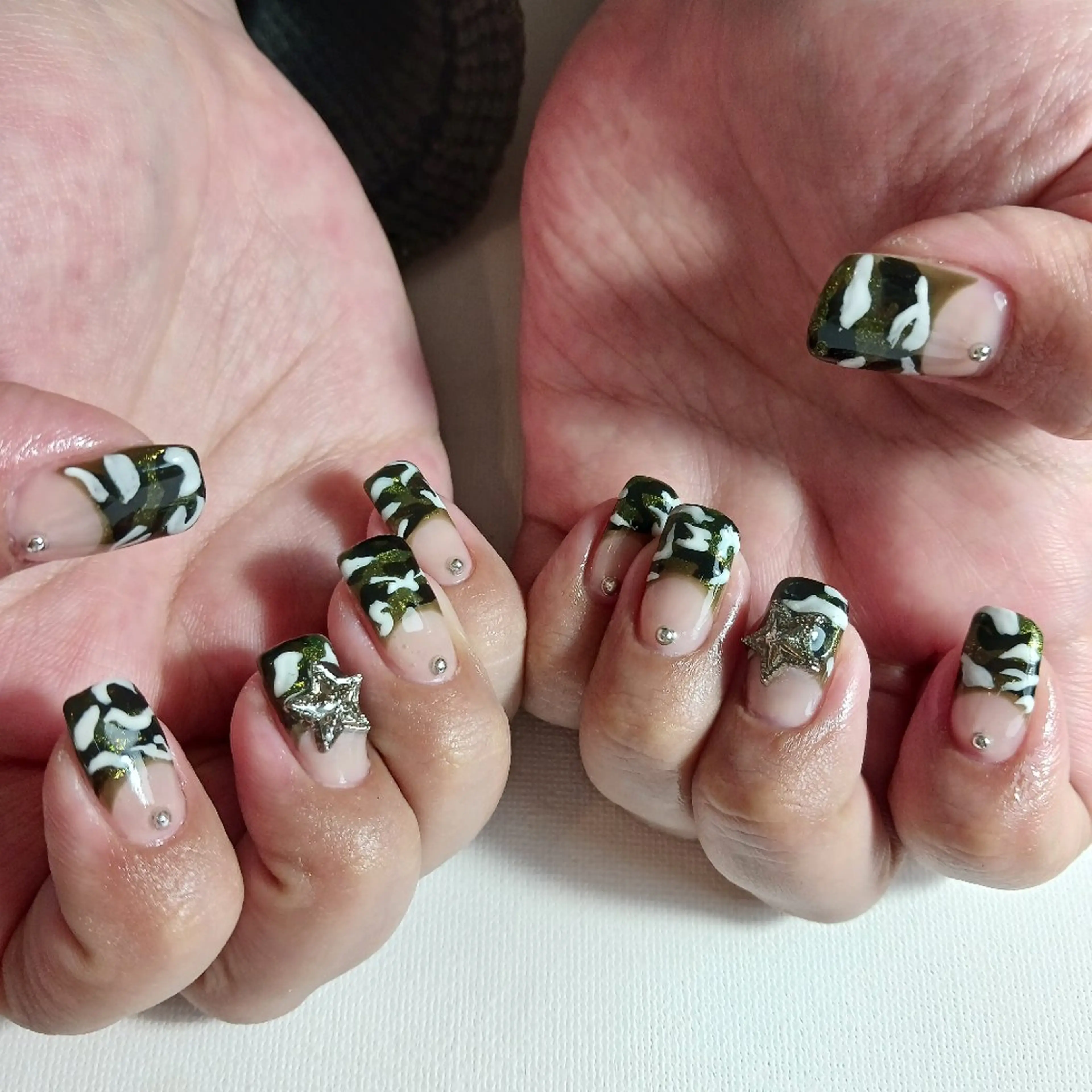 ネイル フレンチネイル ジェルネイル 持ち込み 春ネイル ハンドネイル owlnail /持込みデザイン専門のネイルデザイン