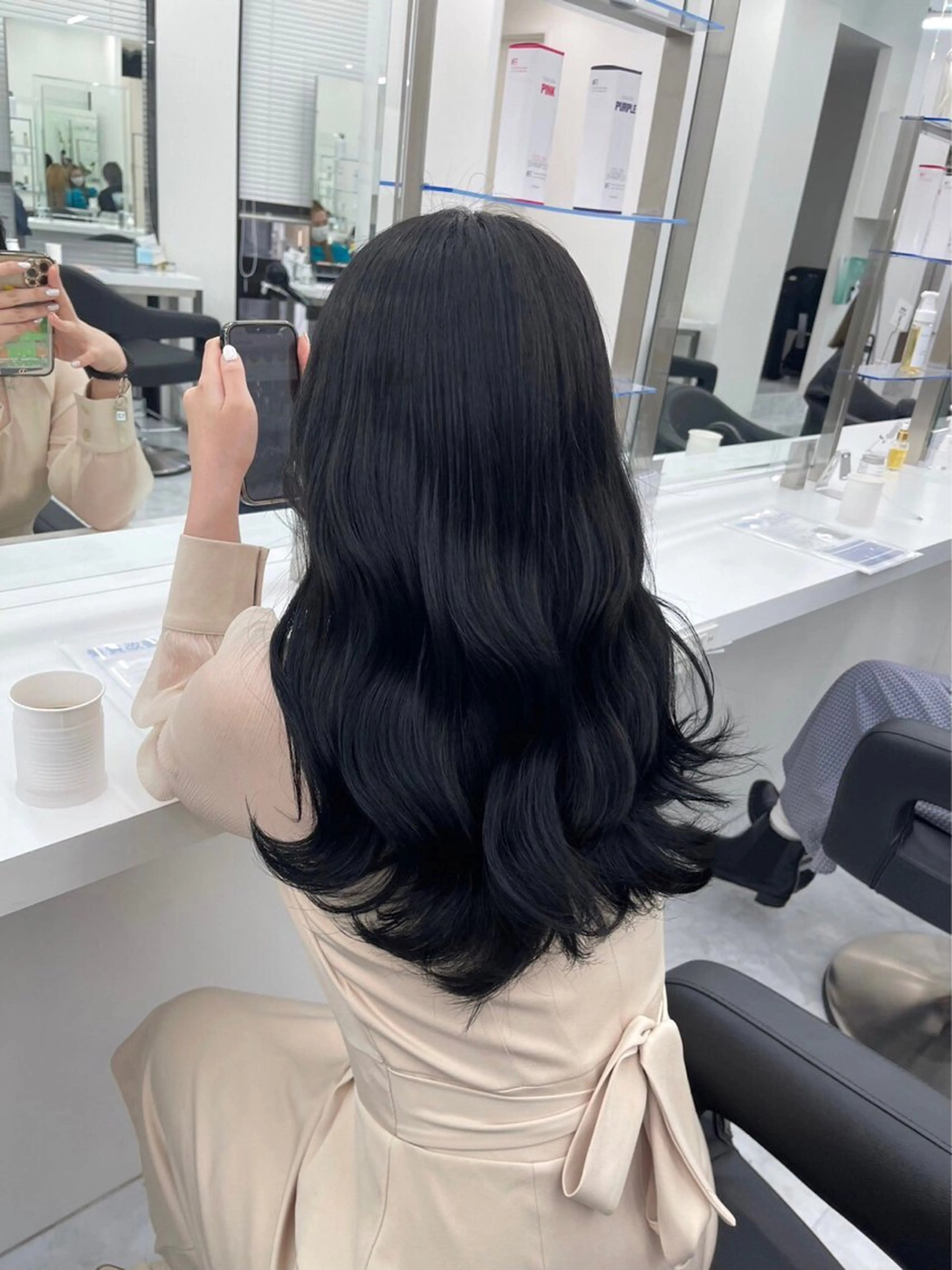 セミロング カラー ヘアアレンジ 公式🎠LAND 池袋店🎠のヘアスタイル