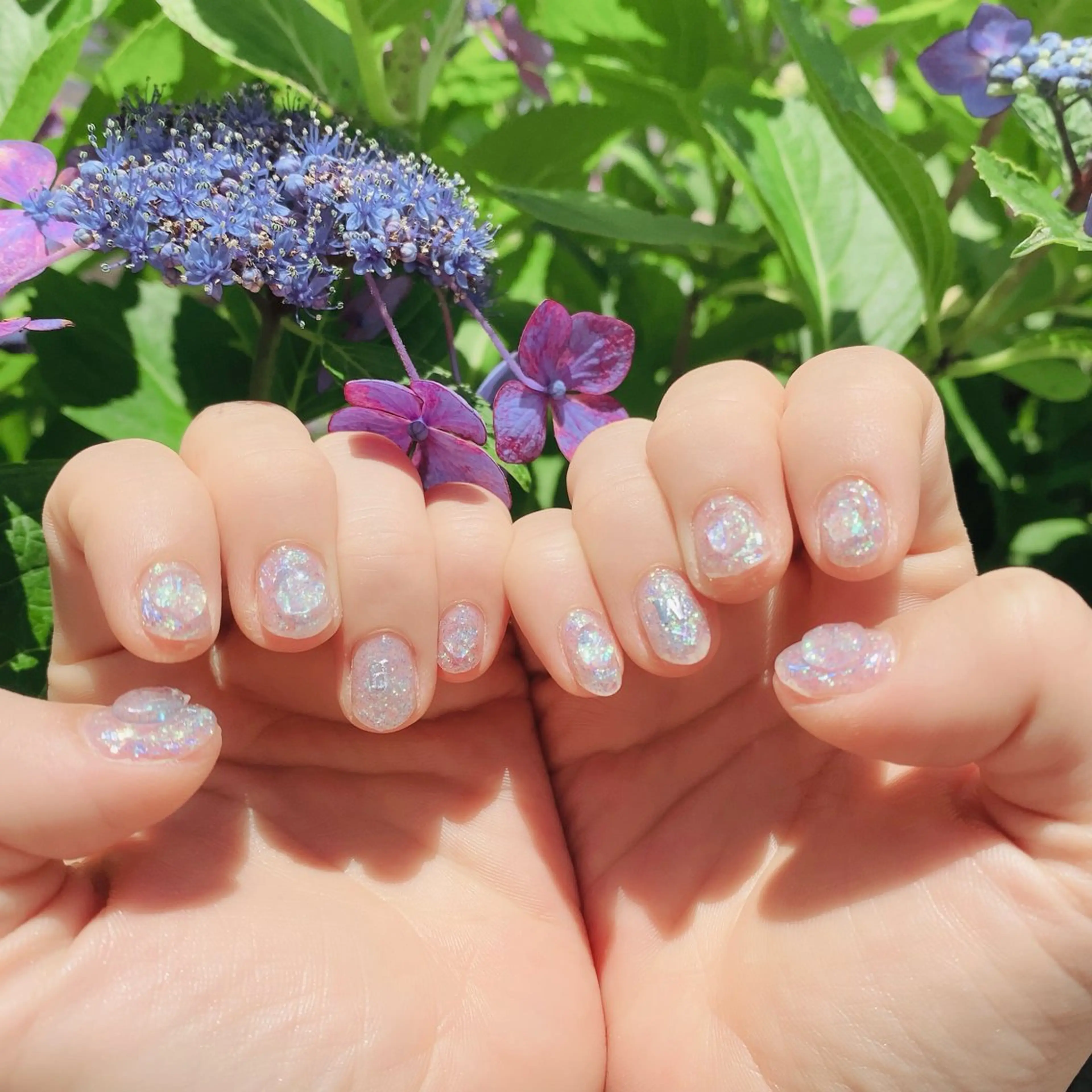 ネイル オーロラネイル ジェルネイル キラキラネイル ラメ(グリッター) マジョリカ ブルーのネイルデザイン