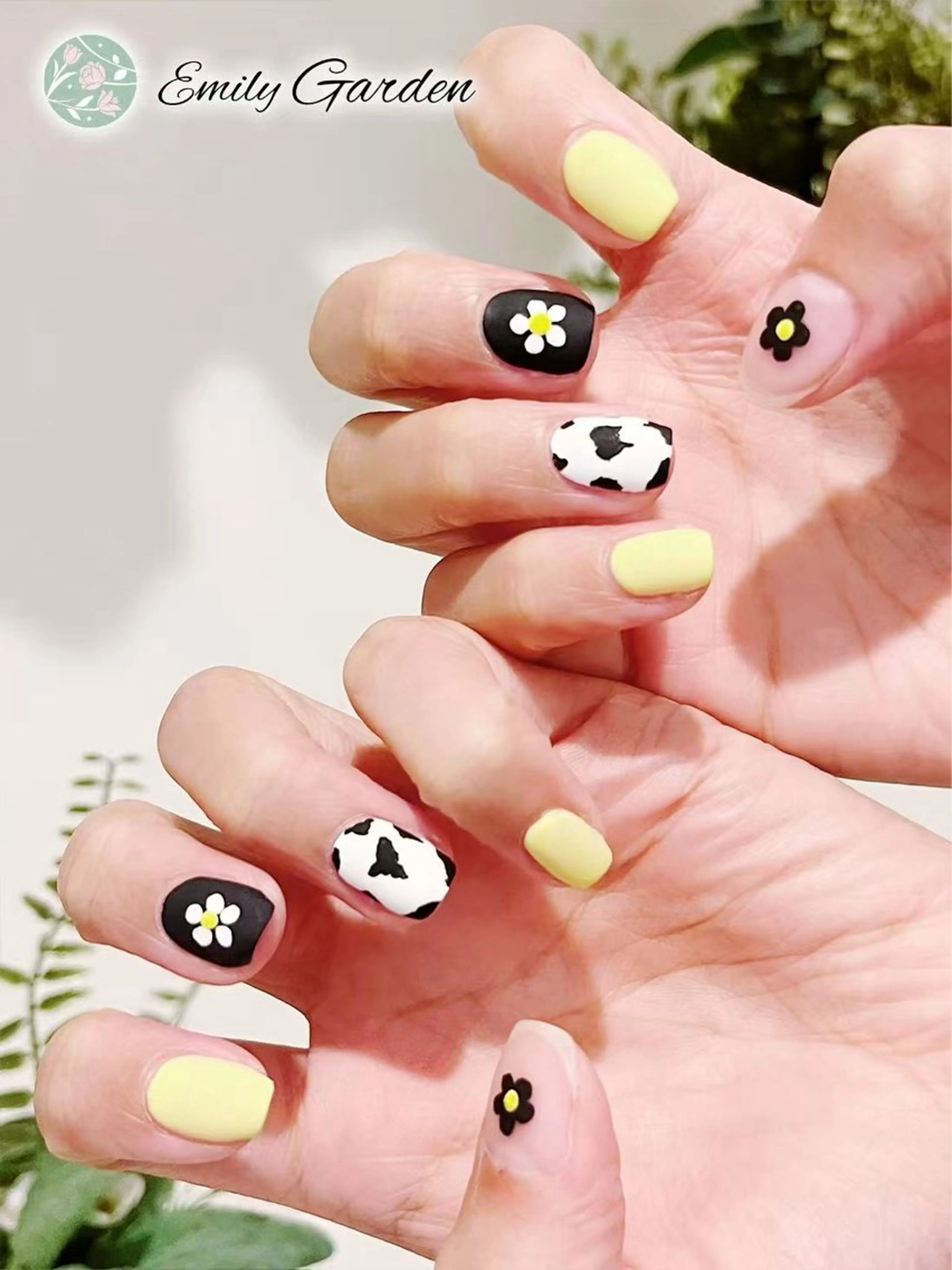 ネイル M daisyのネイルデザイン