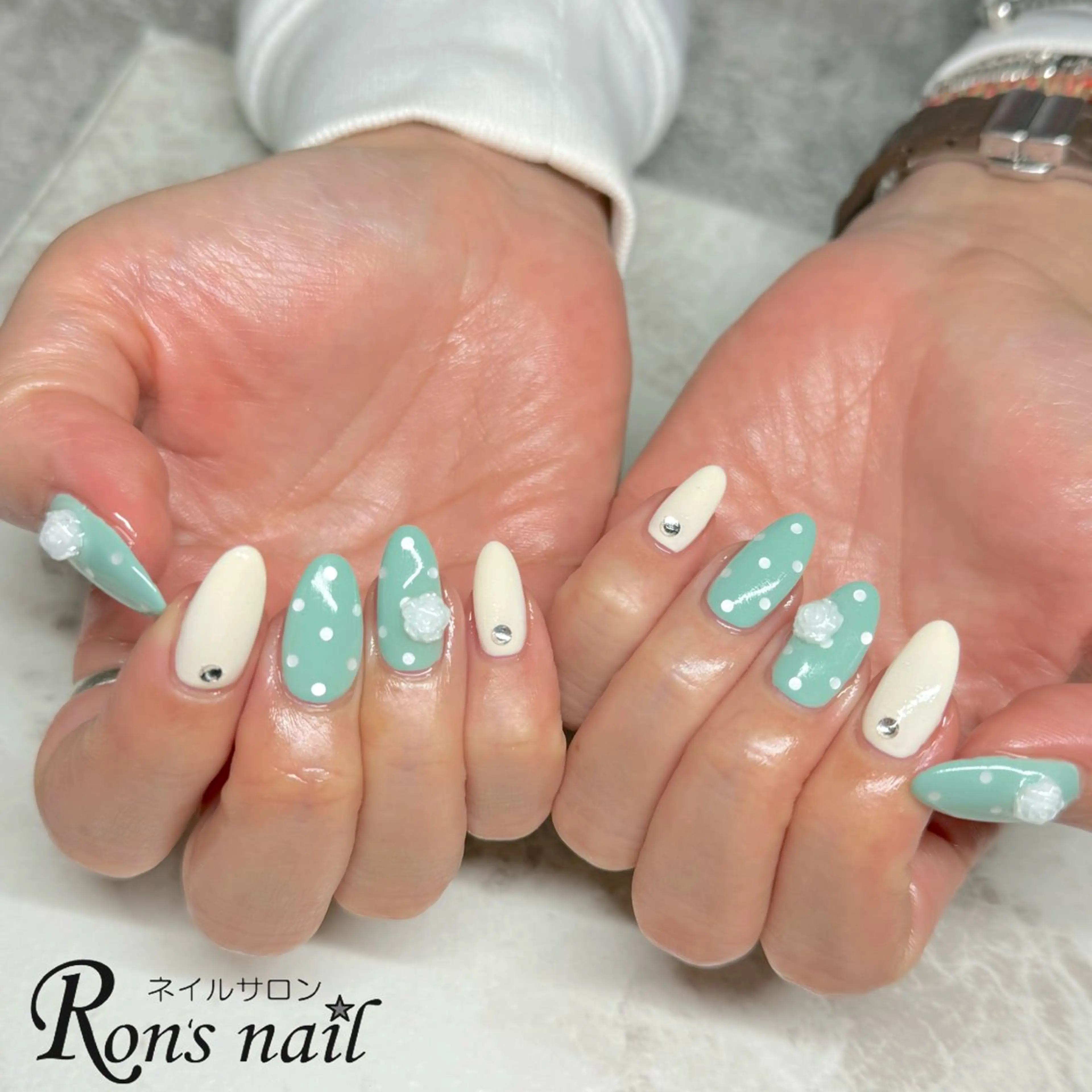 ネイル Ron's nail 笹岡のネイルデザイン