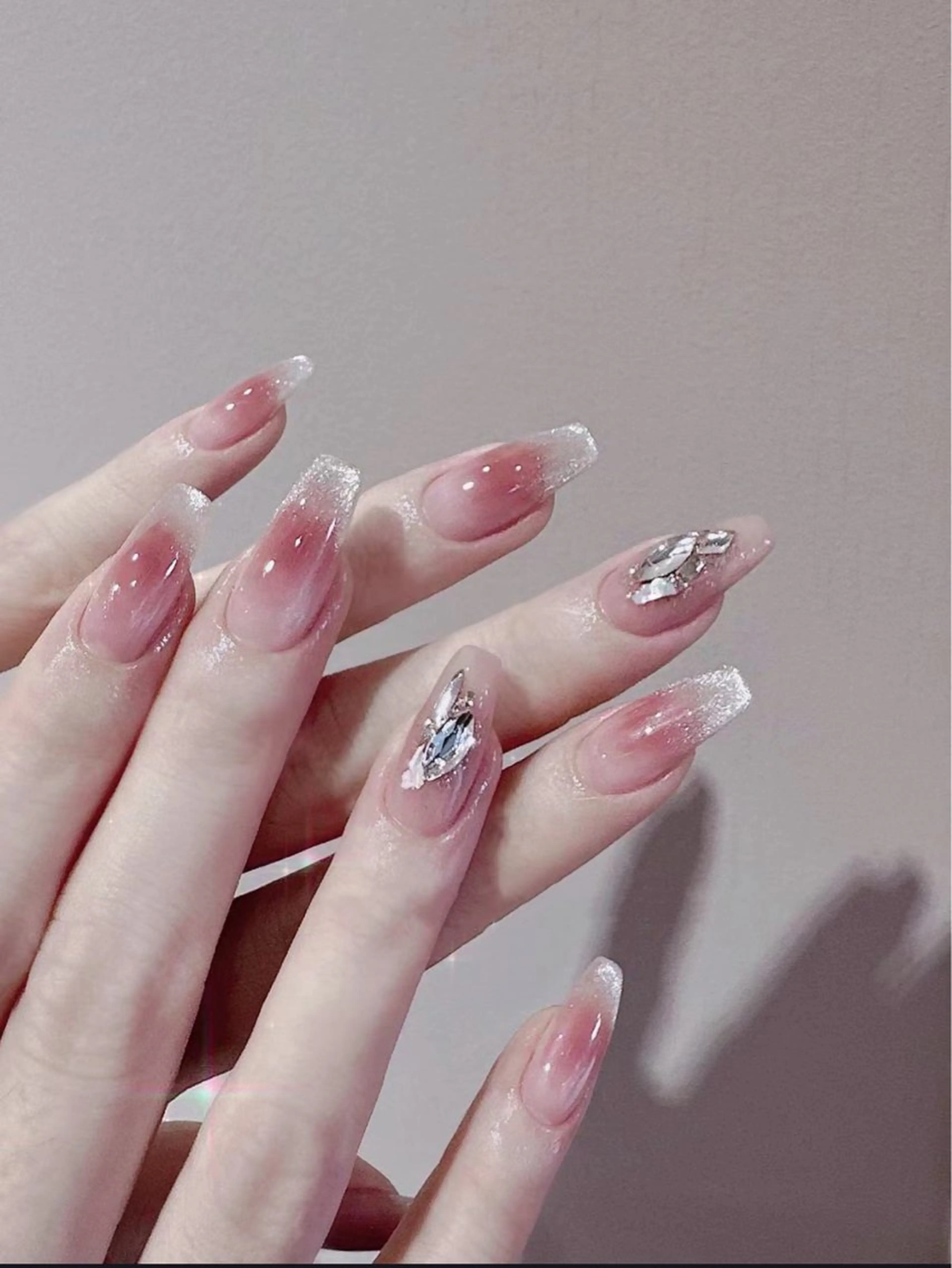ネイル ✨Nailsalon Vi+✨のネイルデザイン