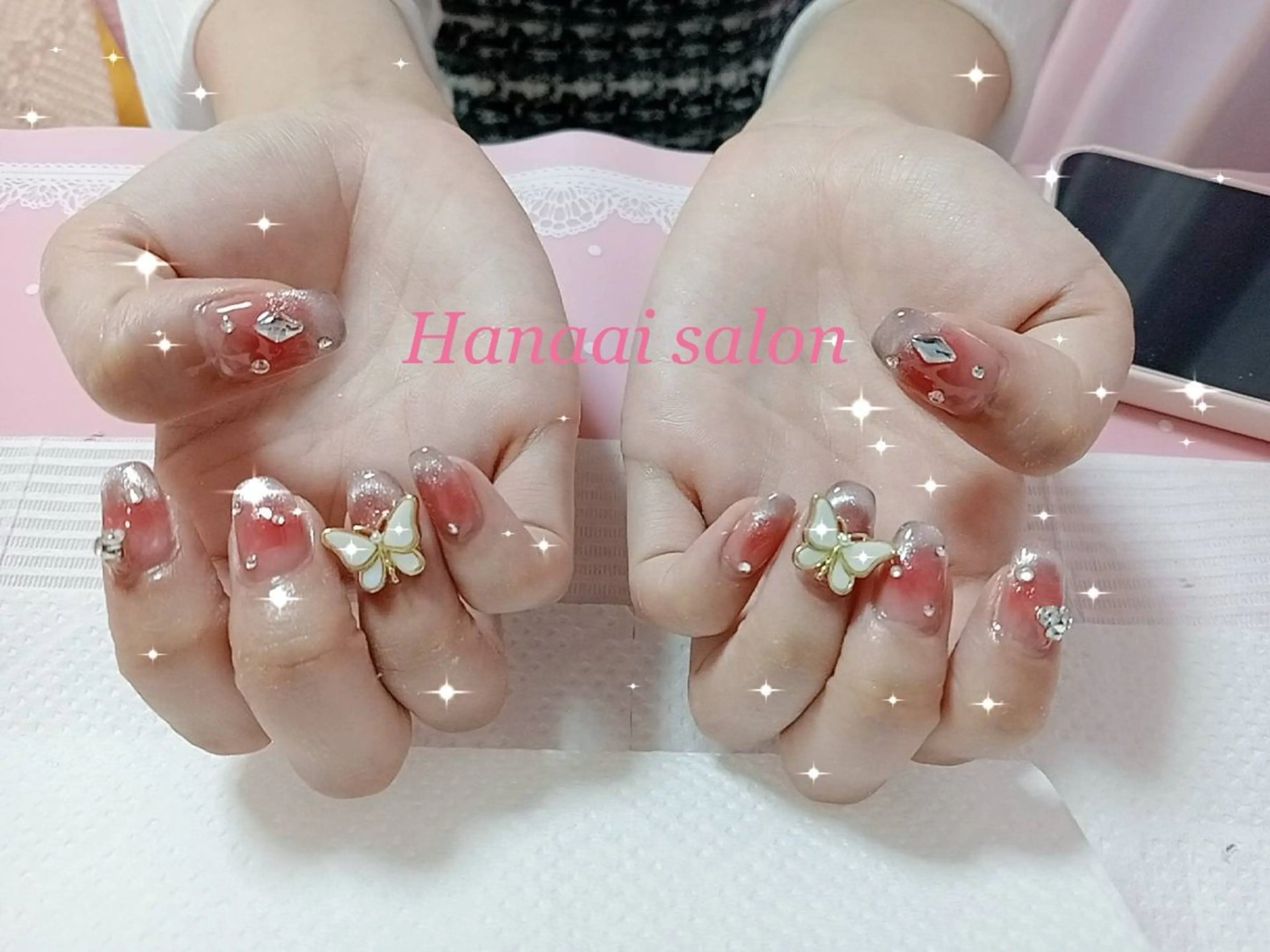 セミロング ハンドネイル Hanaai Salon新宿店のネイルデザイン