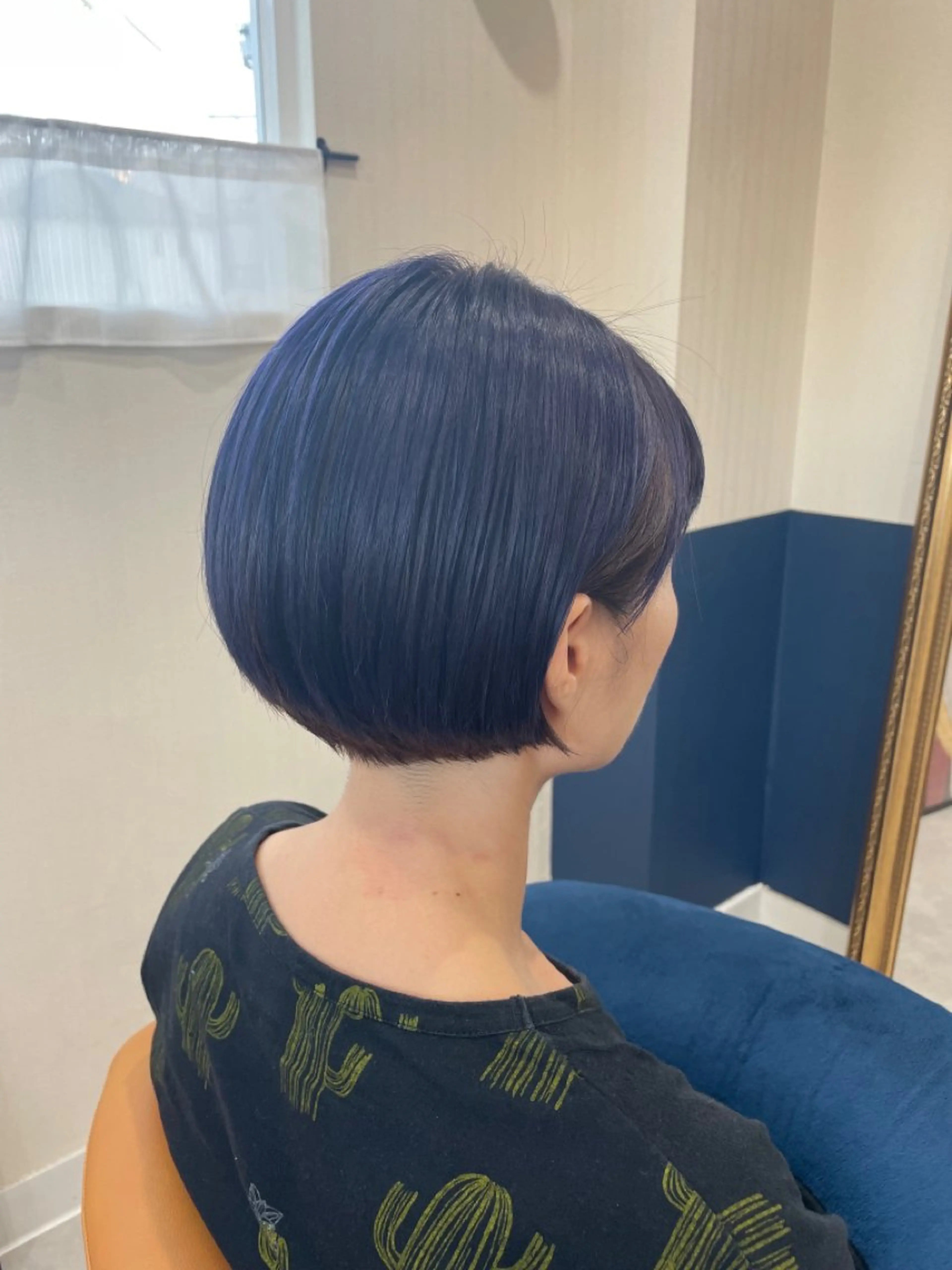 ショート カラー ヘアカラー トリートメント 髪の家 tikiのヘアスタイル