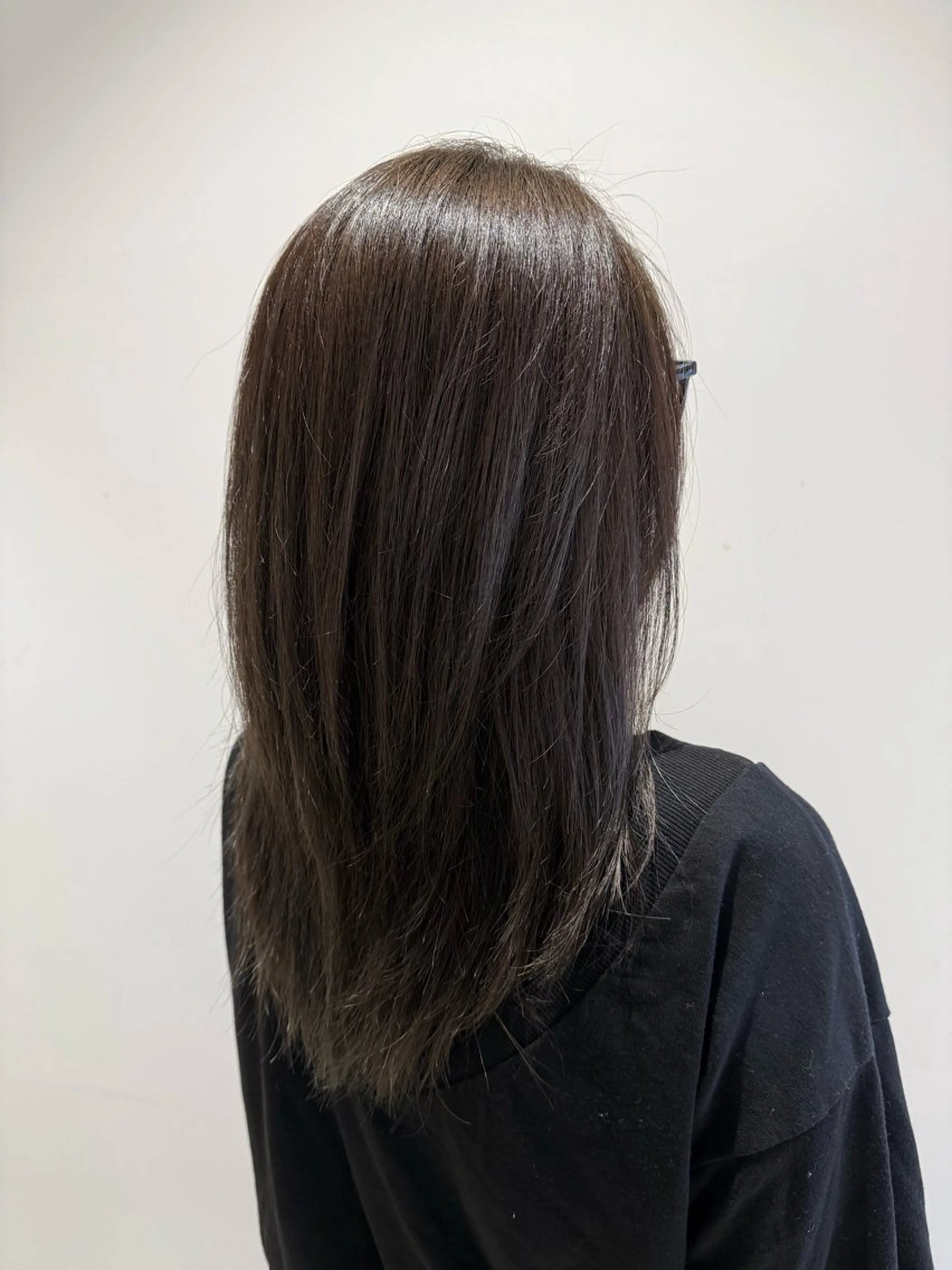 ロング カラー オリーブグレー ヘアカラー トリートメント 艶髪🌿美髪 大塚礼乃【西荻窪】のヘアスタイル