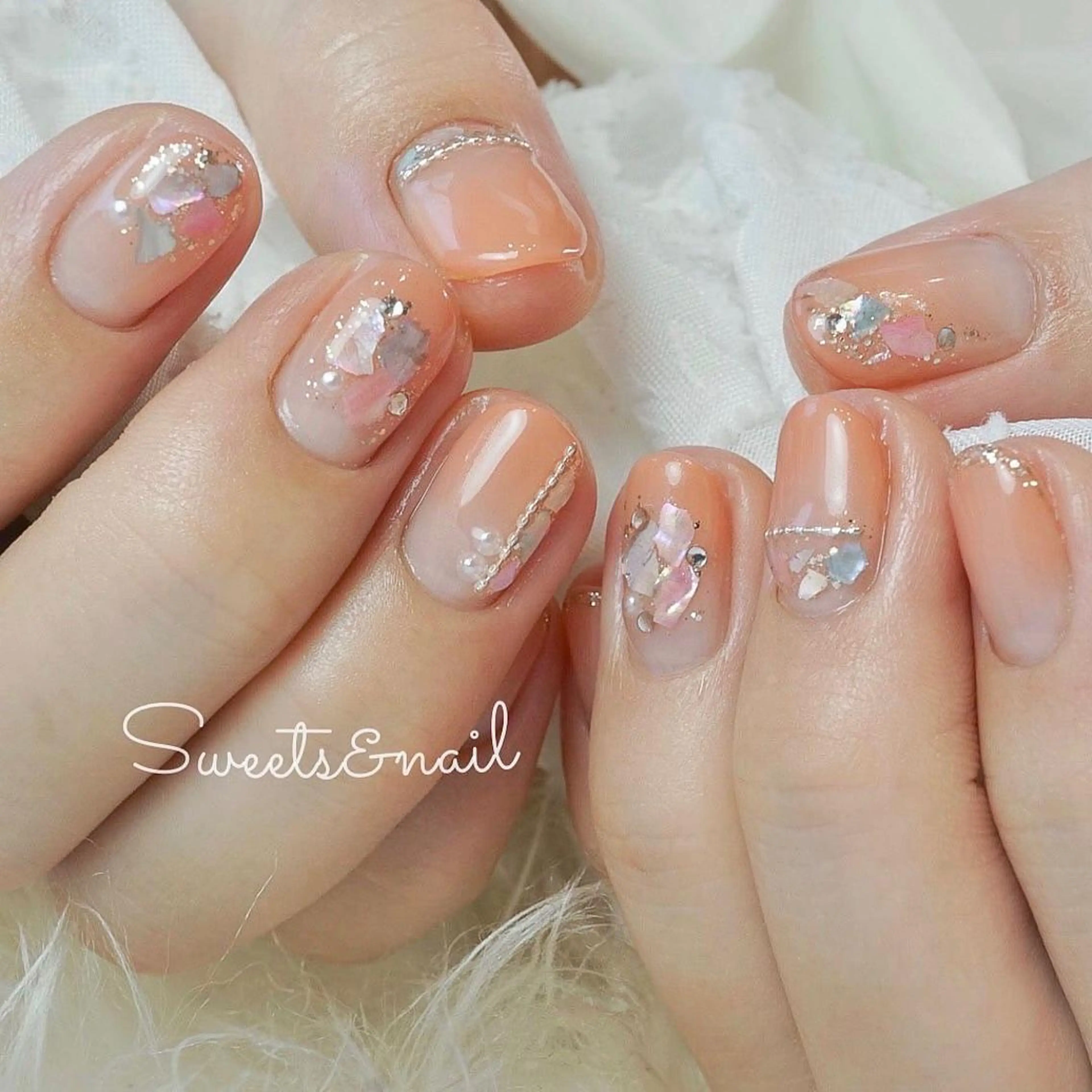 ネイル グラデーション グリーン キラキラネイル オフィスネイル ワンカラーネイル Sweets＆ nail みなこのネイルデザイン