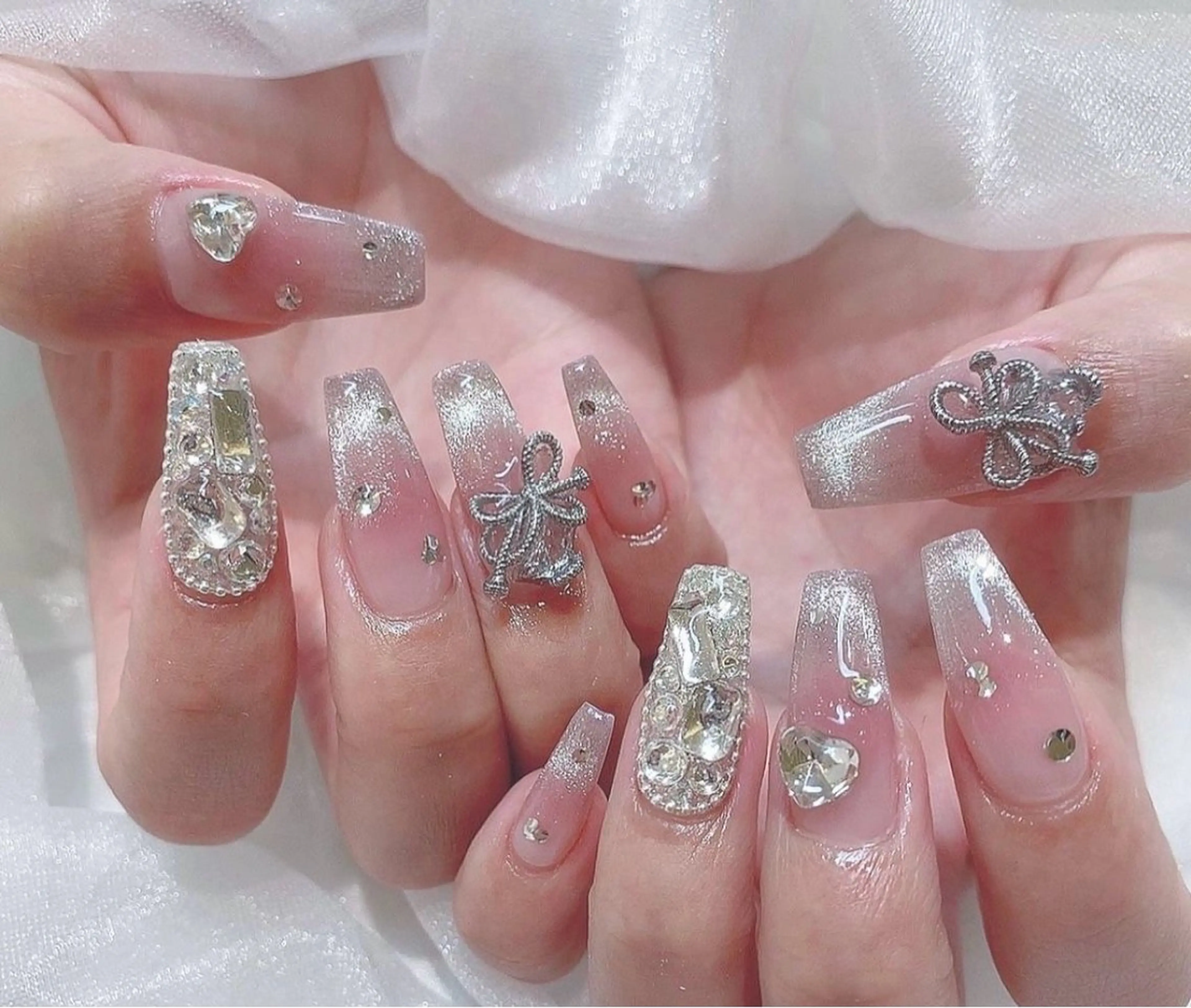 ネイル Lee Nailsのネイルデザイン