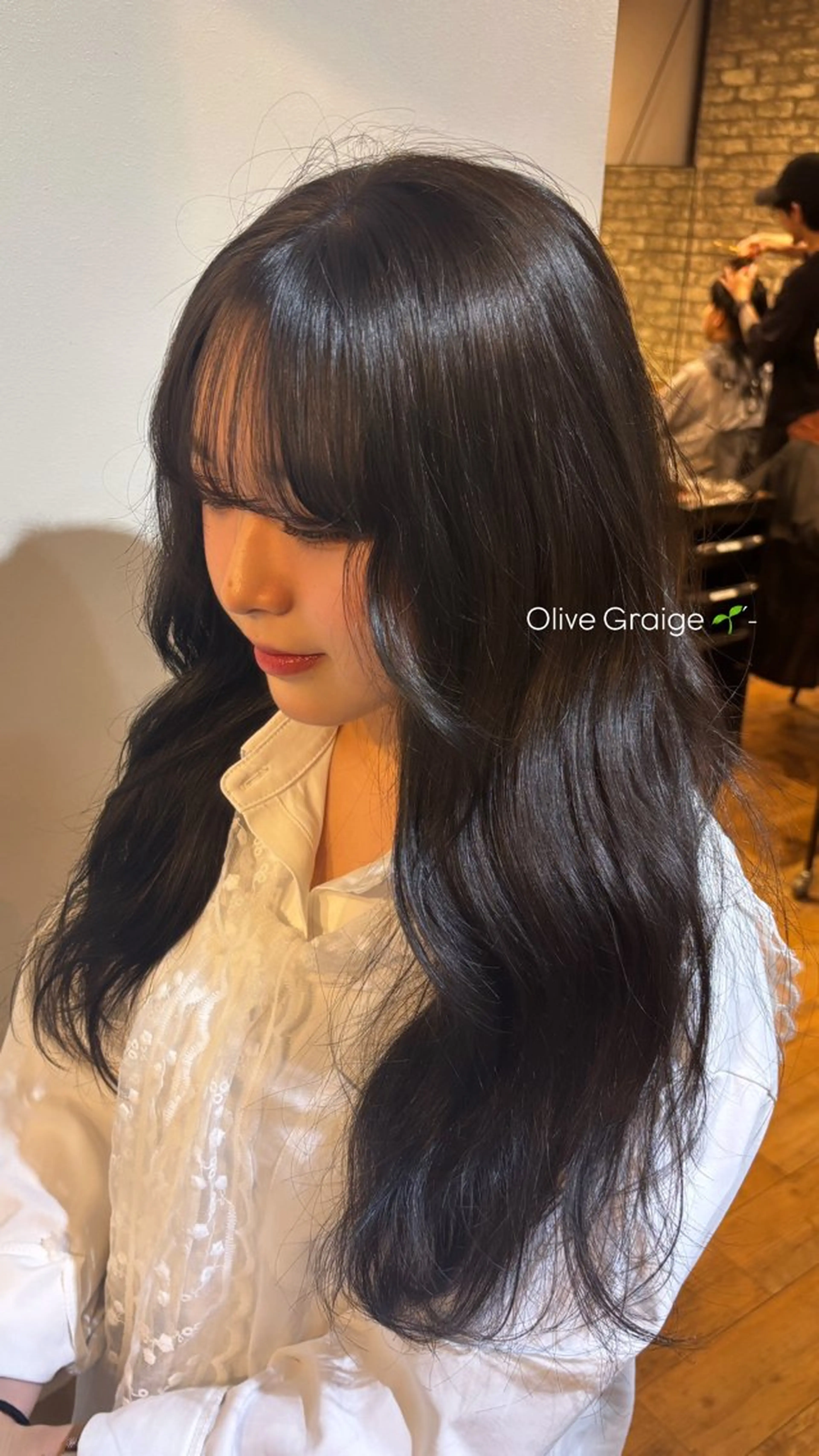 セミロング カラー 中下 優光のヘアスタイル
