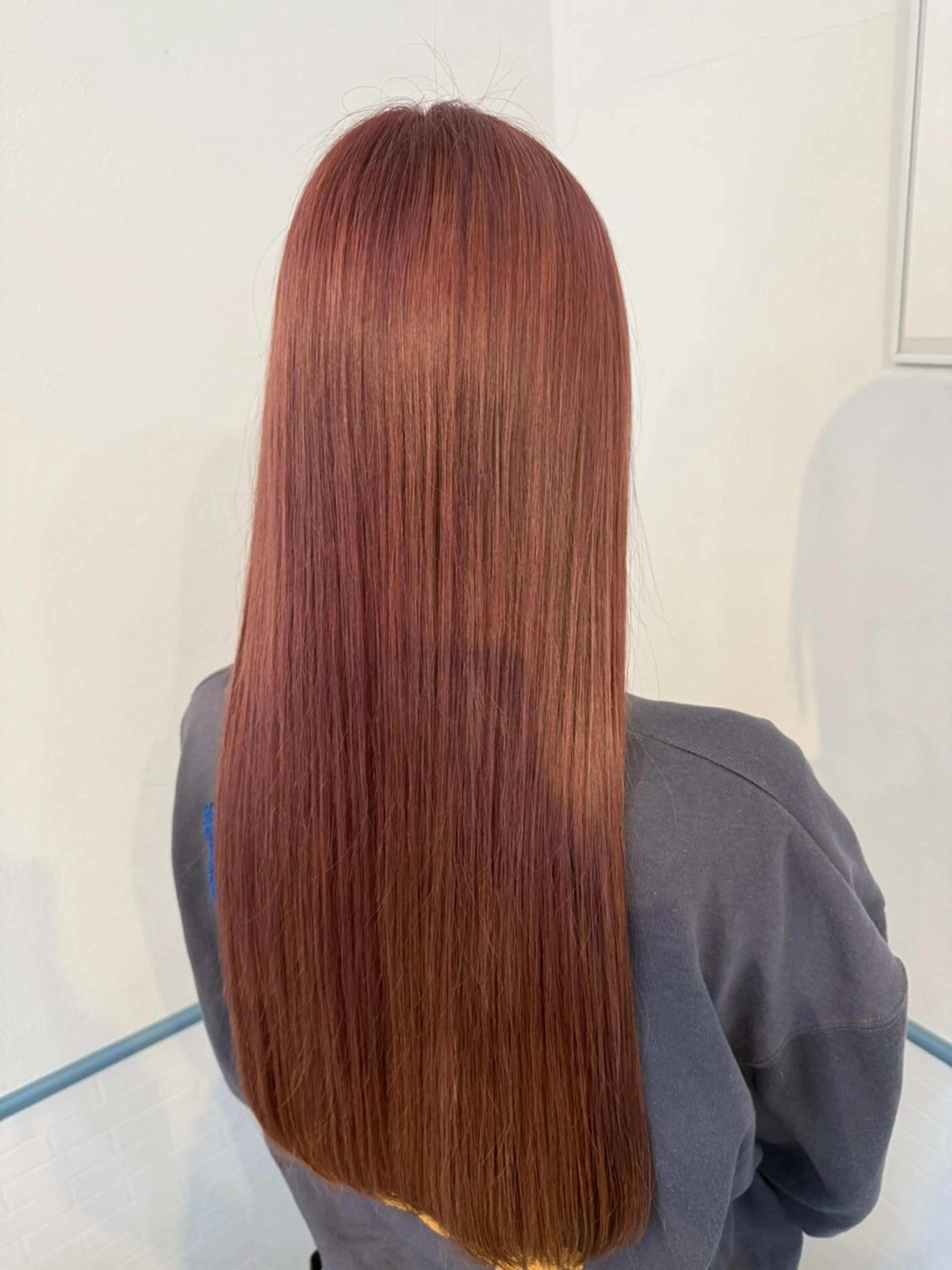 ロング カラー ヘアカラー トリートメント 柴原 杏梨のヘアスタイル