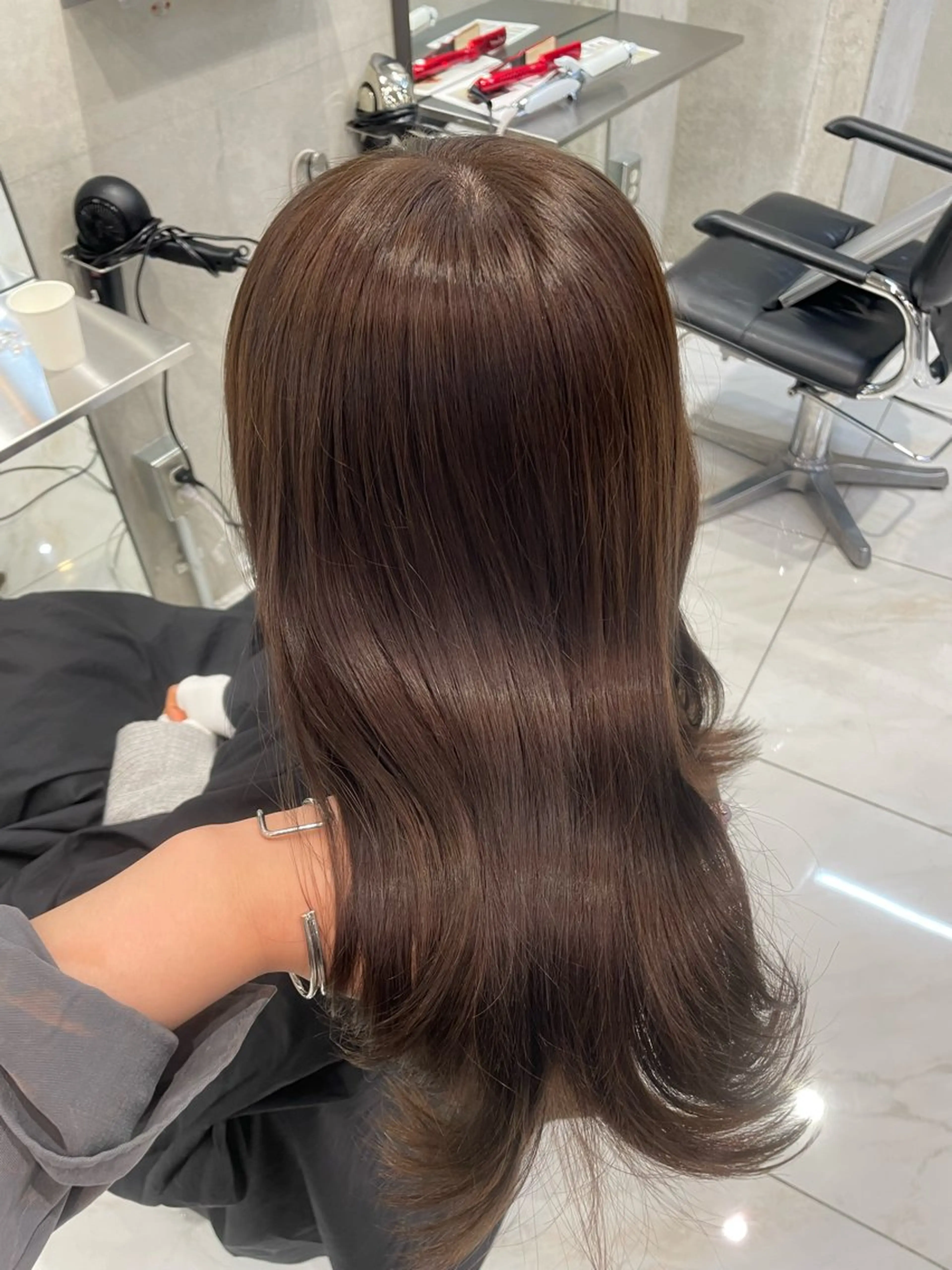 セミロング カラー ベージュカラー ケアカラー ヘアカラー トリートメント 植村 海咲のヘアスタイル