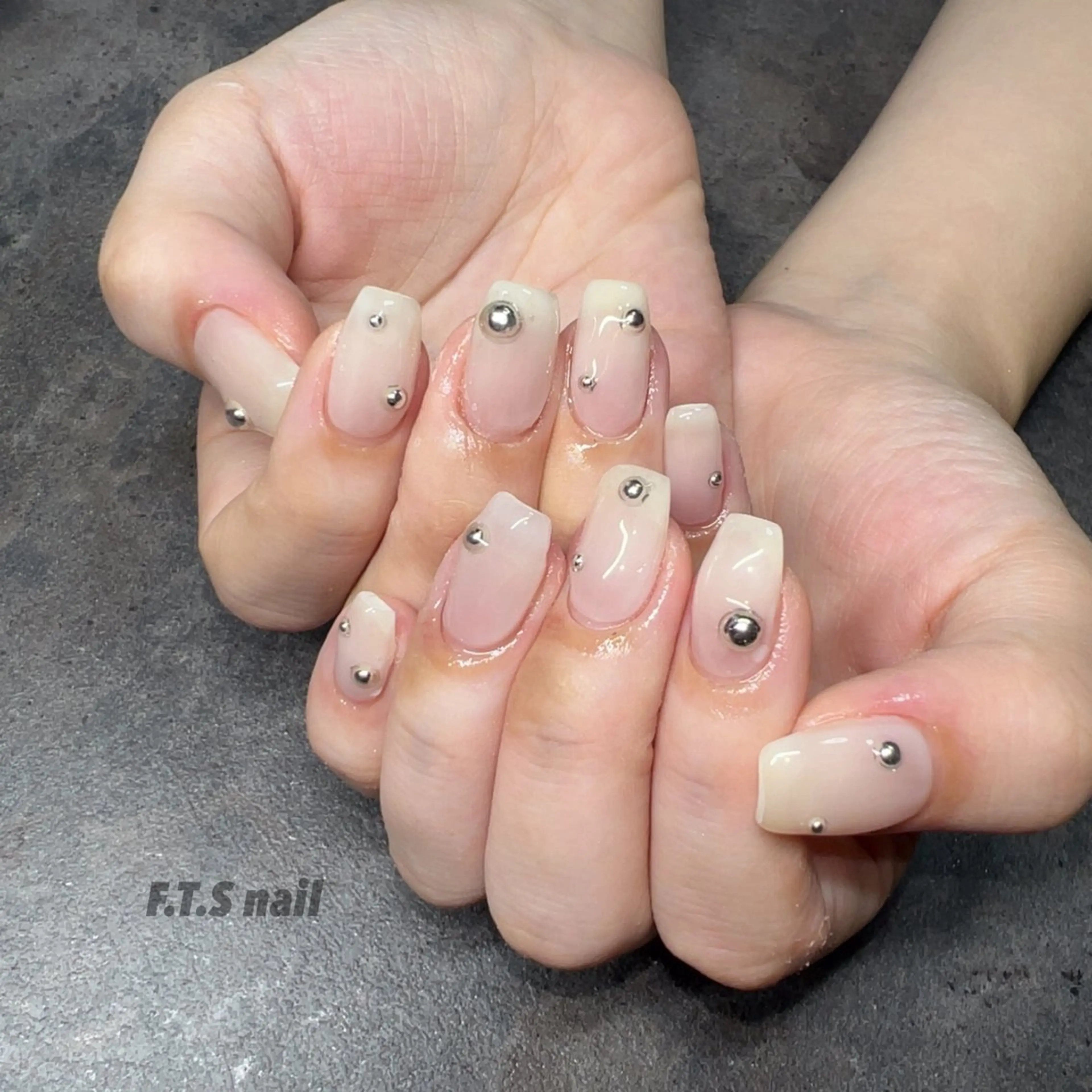 ネイル F.T.S nailのネイルデザイン