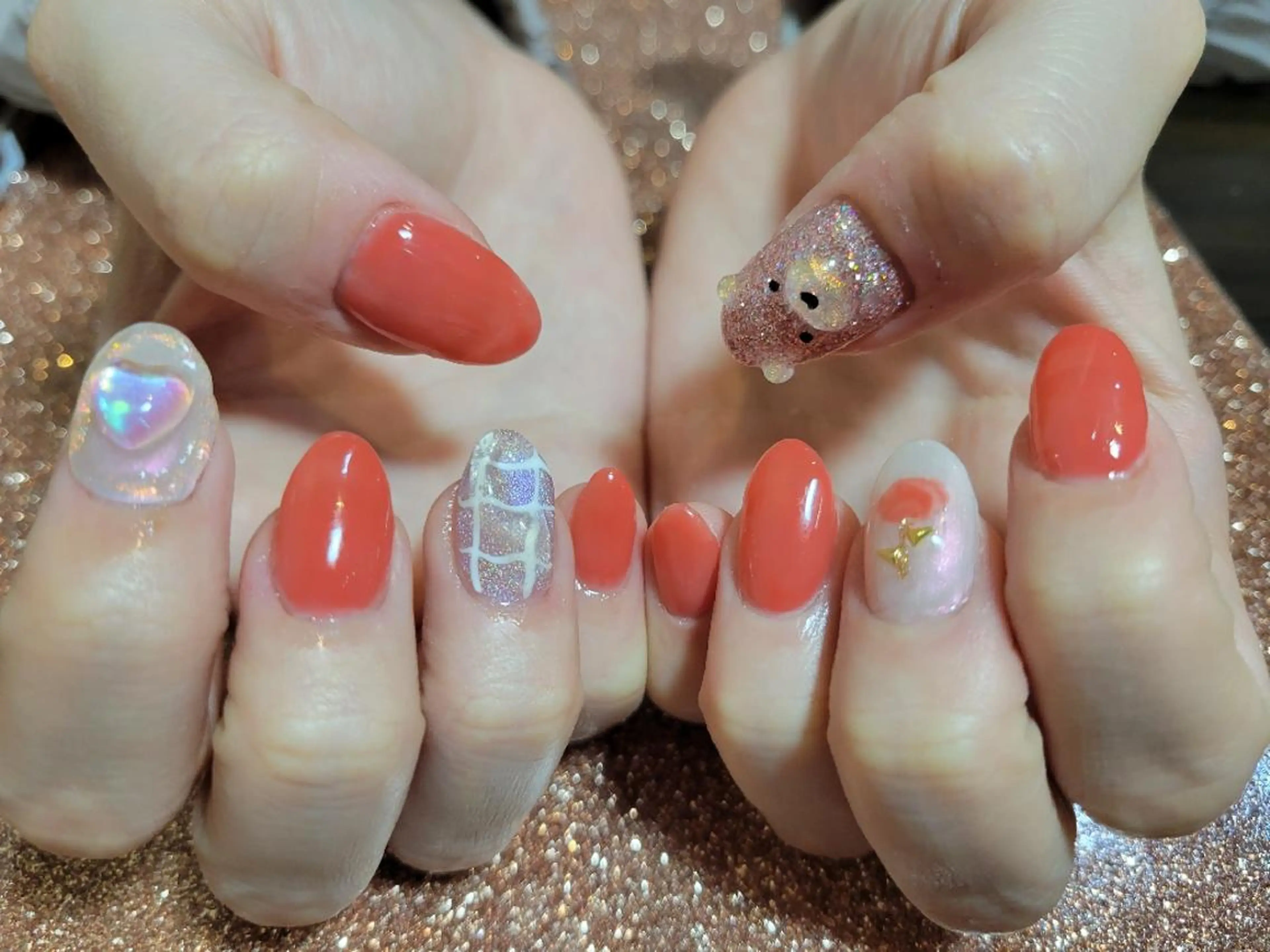 ネイル キラキラネイル 💜bora .のネイルデザイン