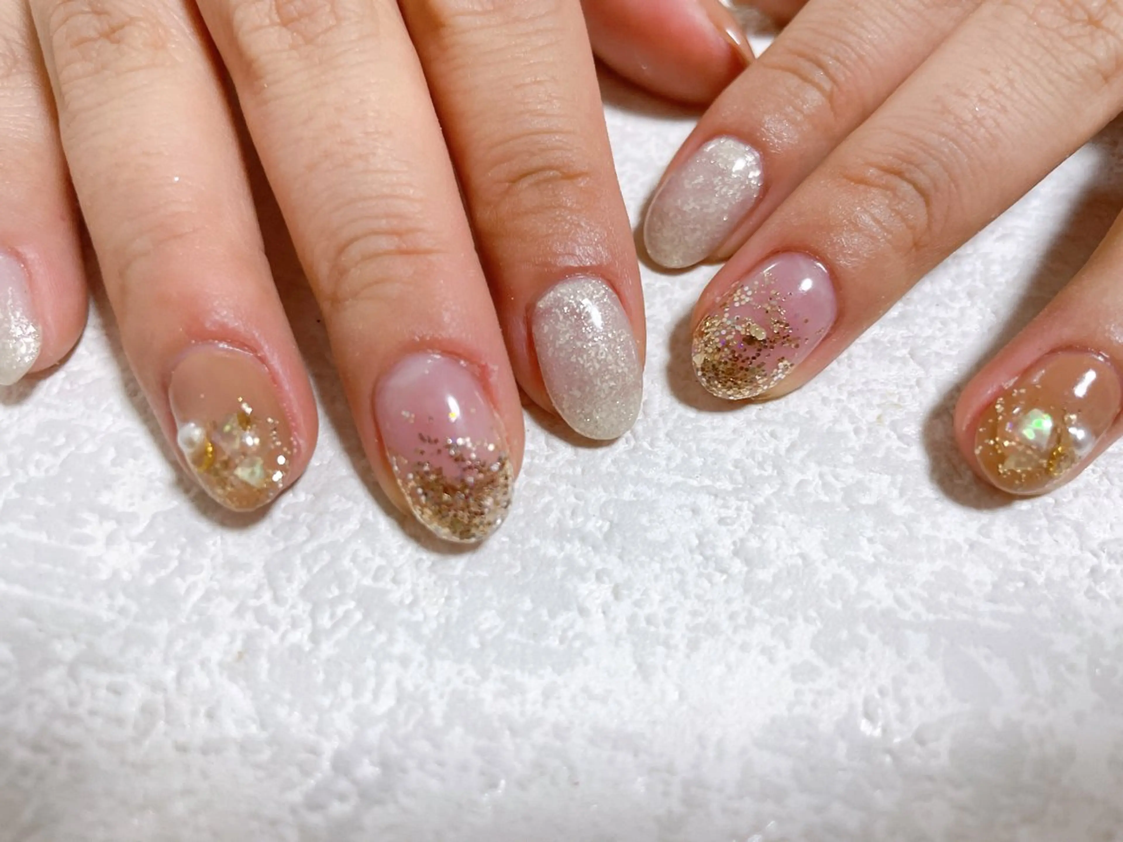 ネイル ジェルネイル 韓国ネイル メンズネイル パラジェル ブライダルネイル mogunail &blowのネイルデザイン