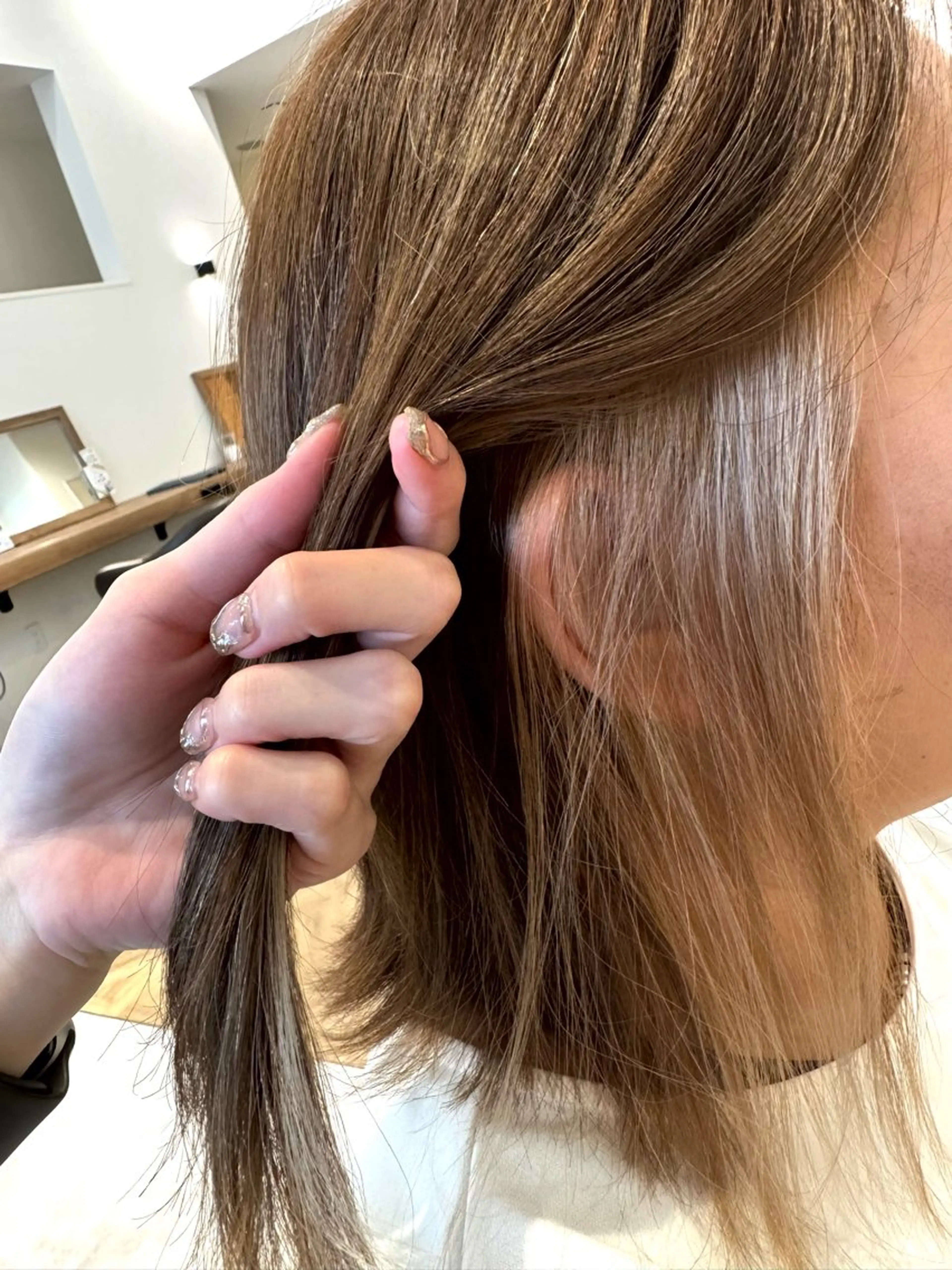 カラー 鈴木 陽菜のヘアスタイル