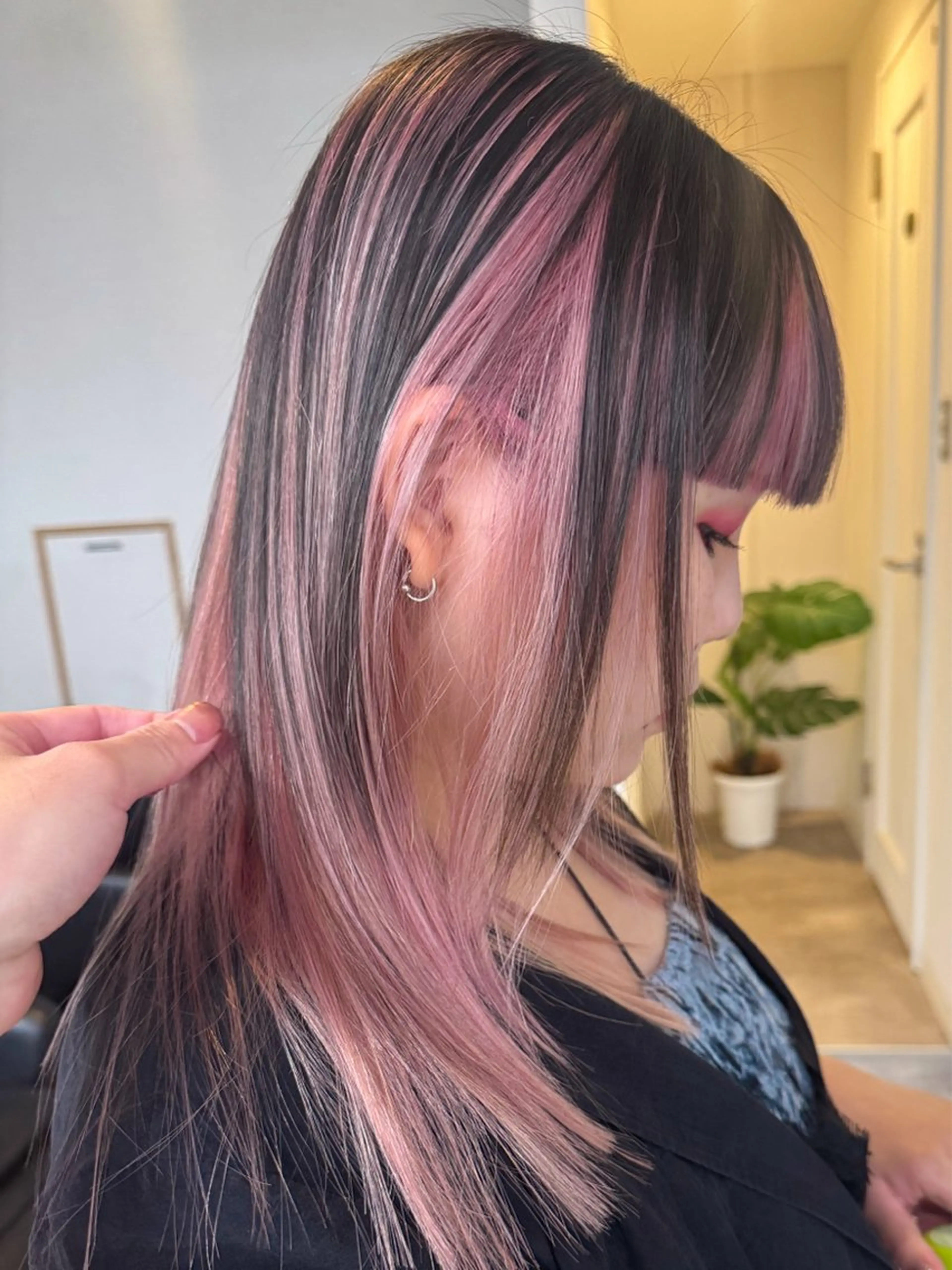 ミディアム カラー ピンクカラー BANK'S hair所属・縮毛矯正 髪質改善寺坂雄飛💐のヘアスタイル